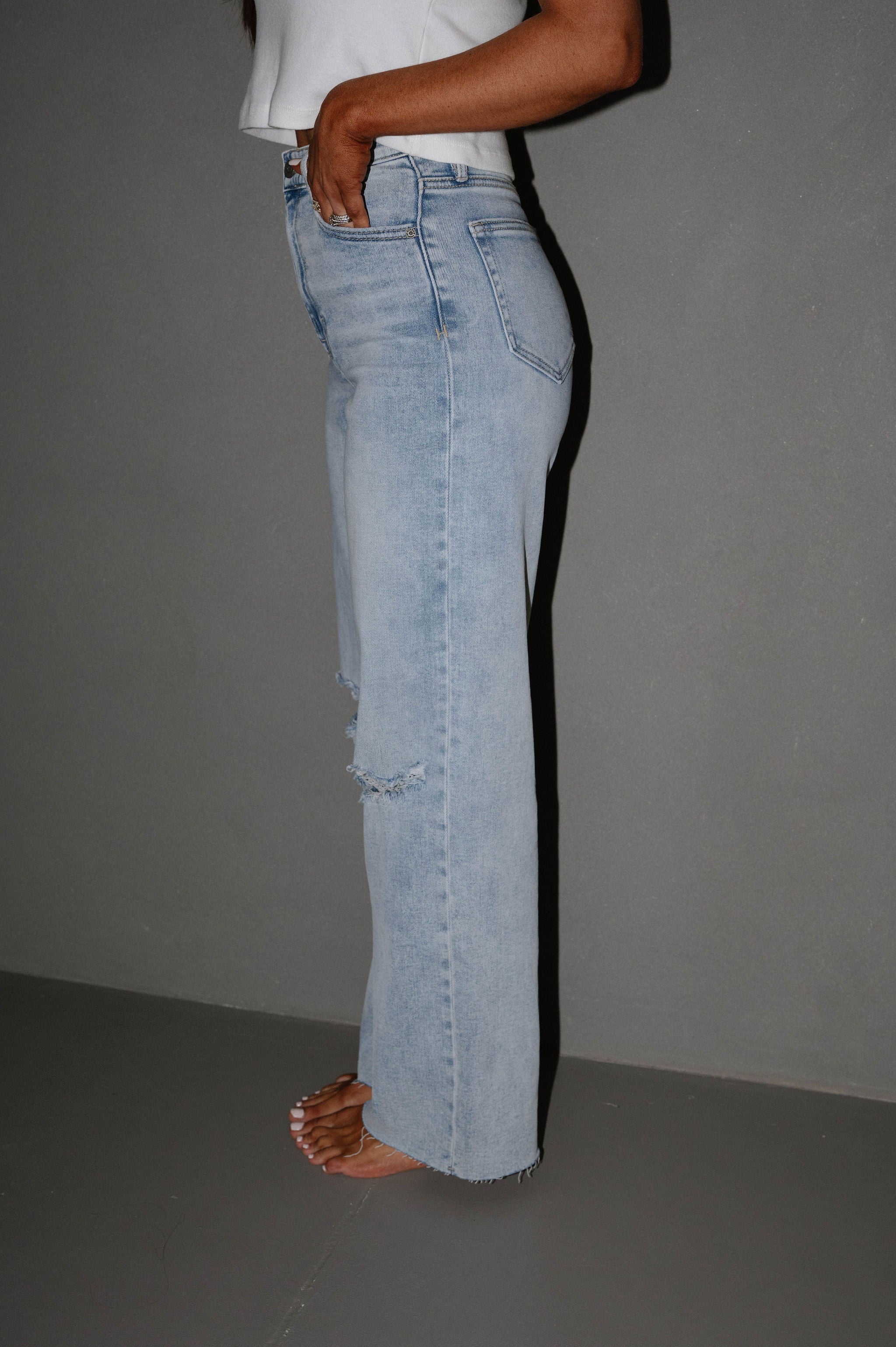 Logan Dad Jeans- Light Wash