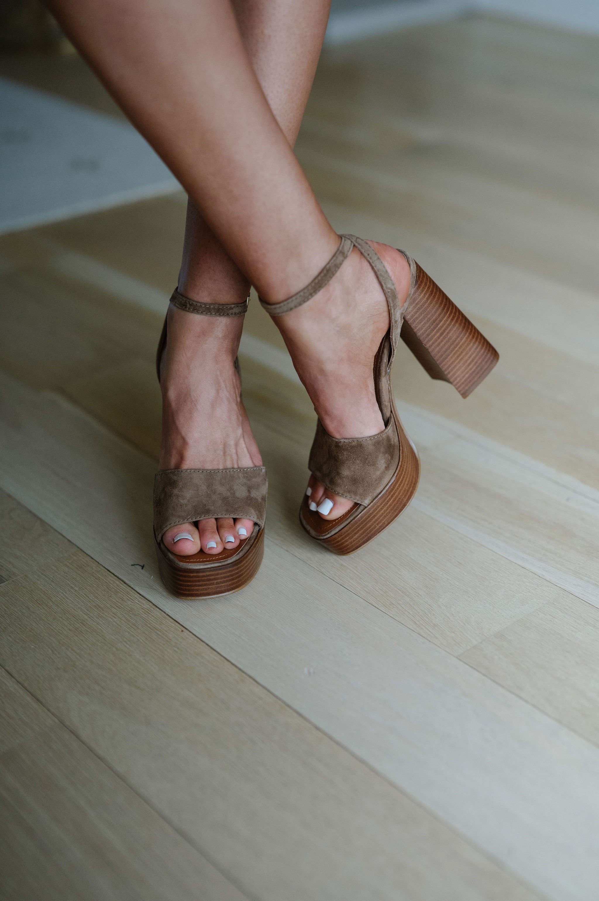 Floria Heel-Chestnut Suede