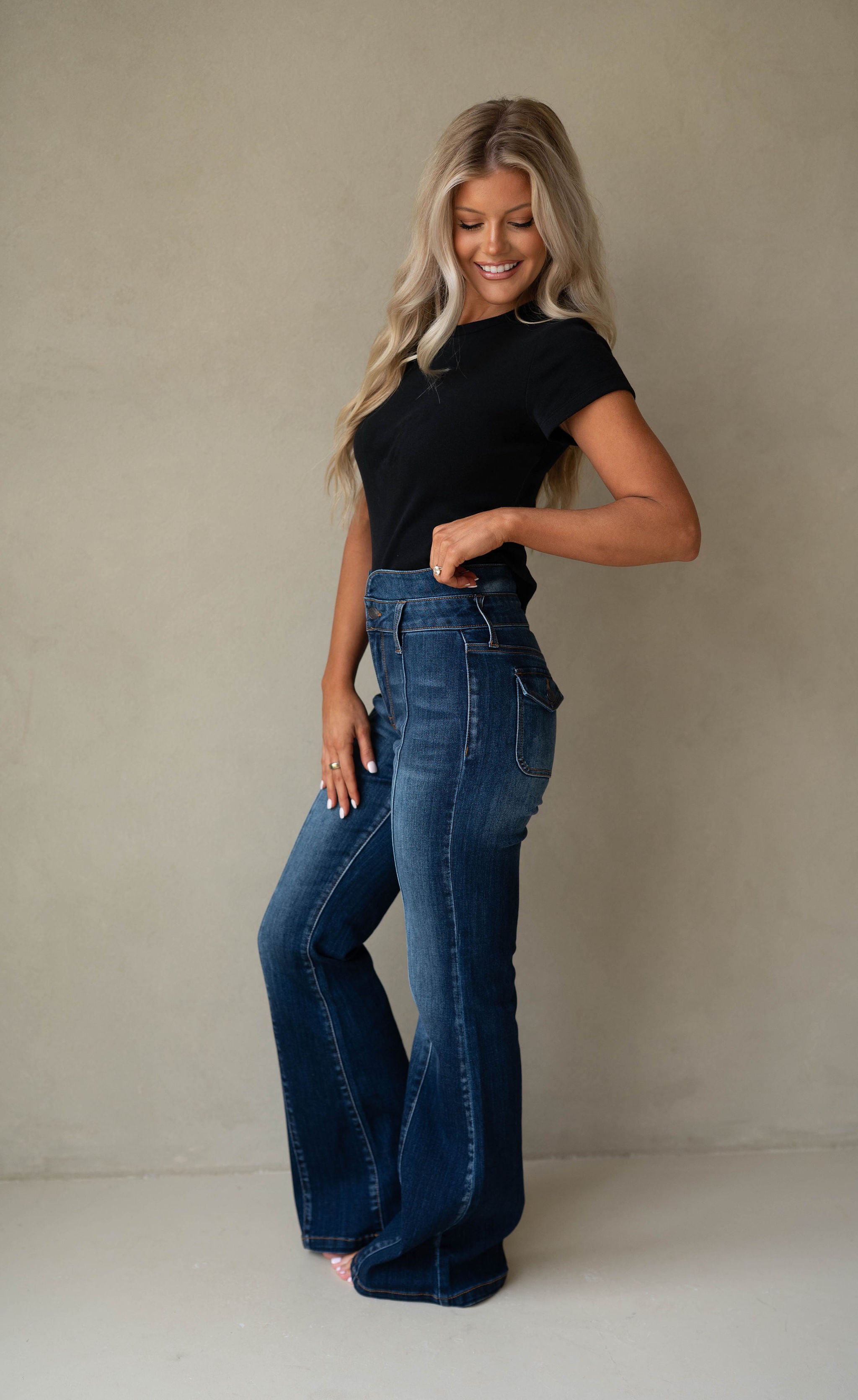 Luna Flare Jean-Dark