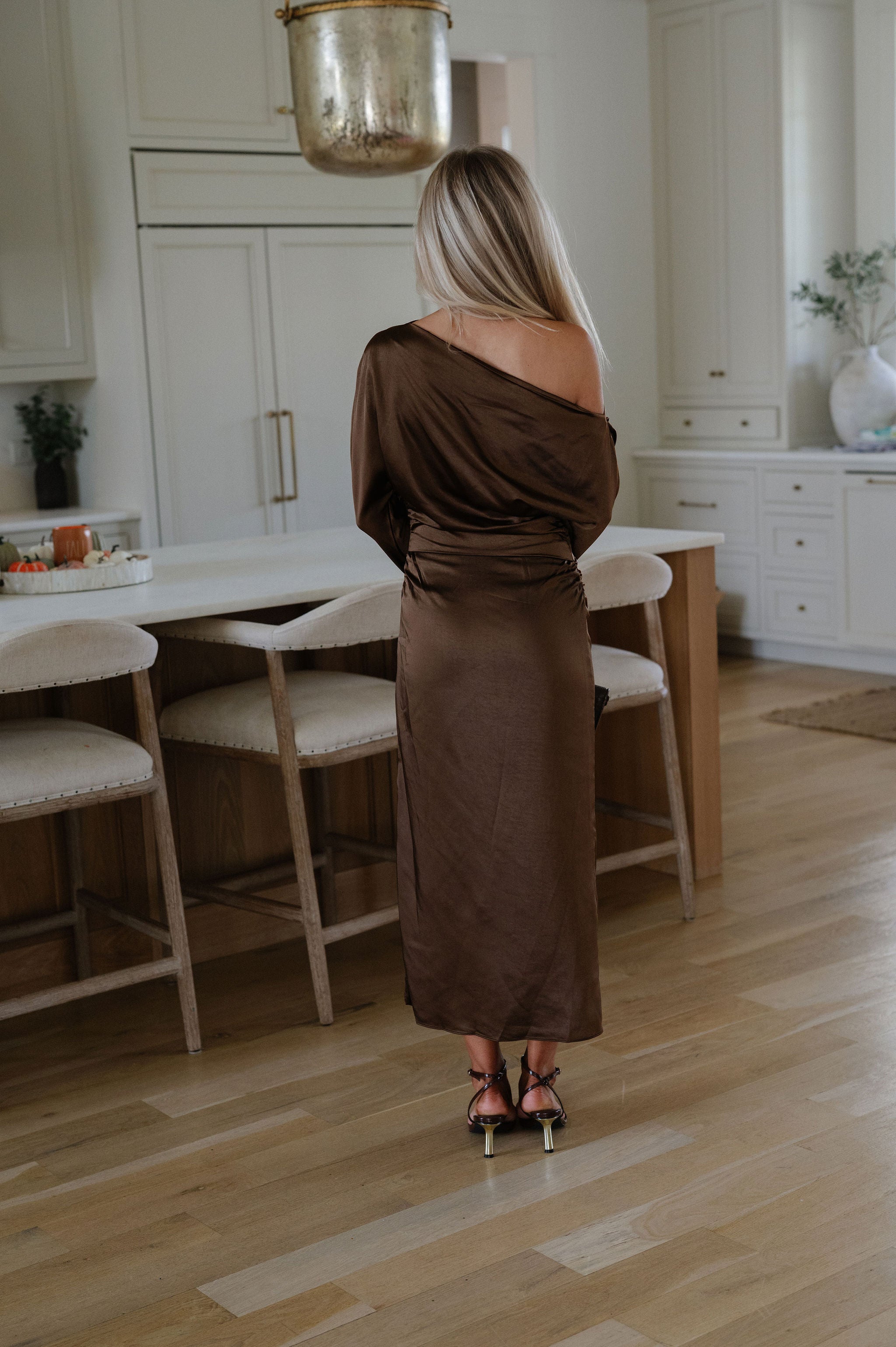 Minnie Scrunch Waist Dress-Espresso