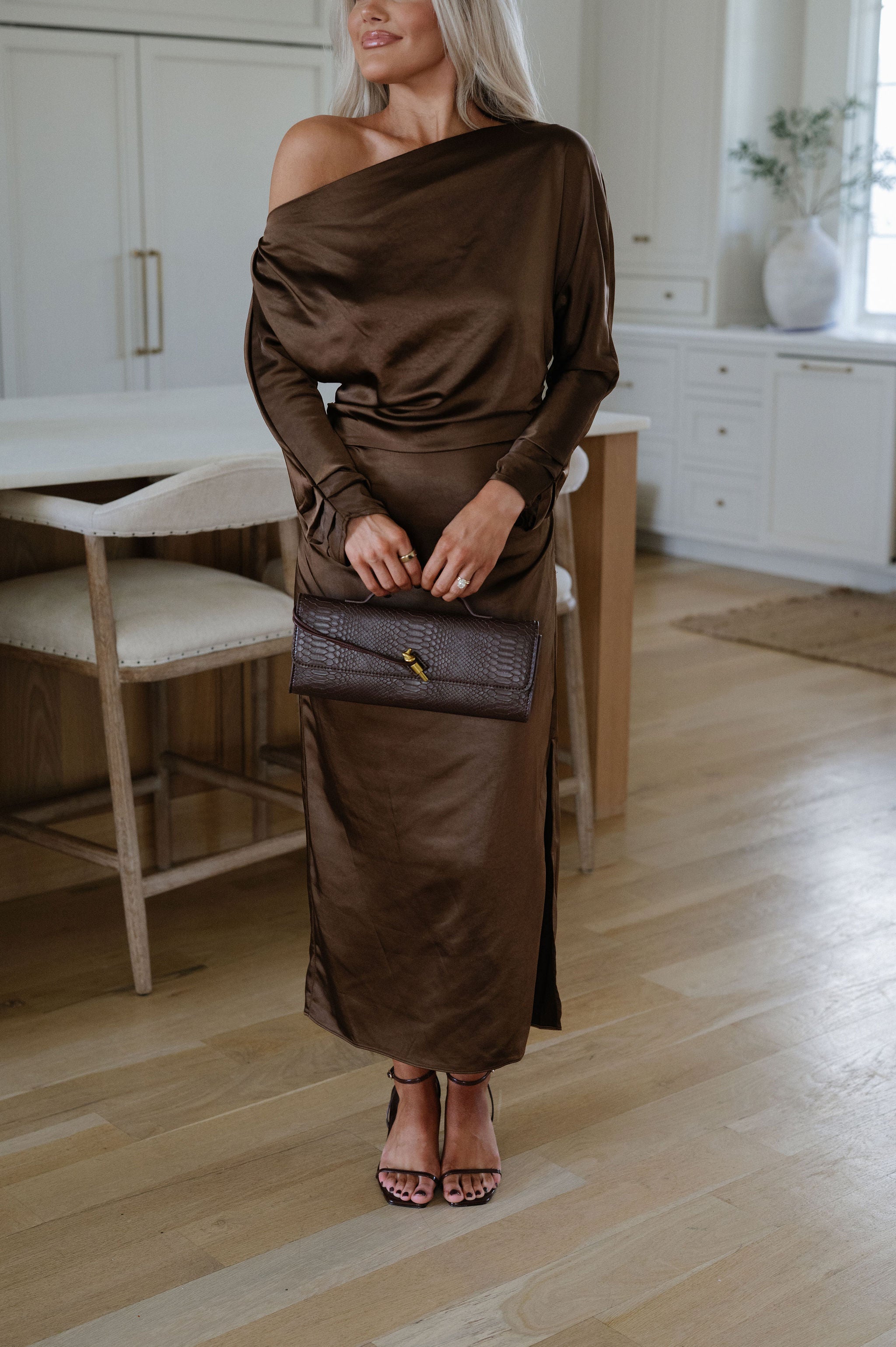 Minnie Scrunch Waist Dress-Espresso