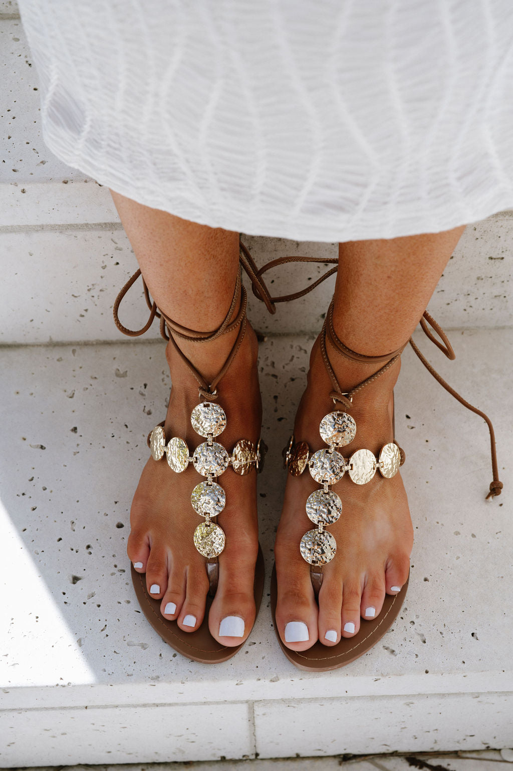 Marlo Sandal-Tan//MODEL PAIR SIZE 8