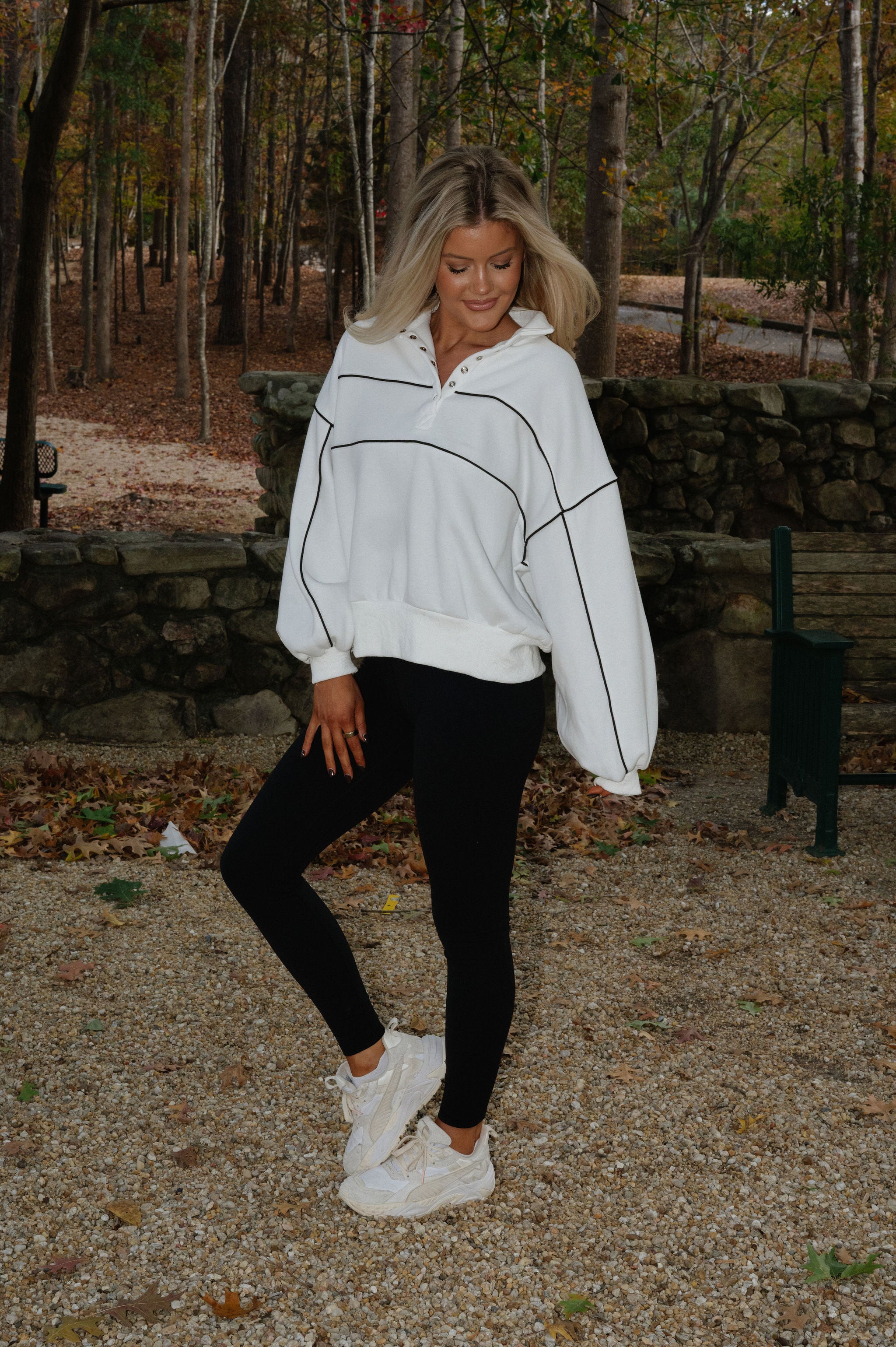 Ayla Contrast Piping Pullover