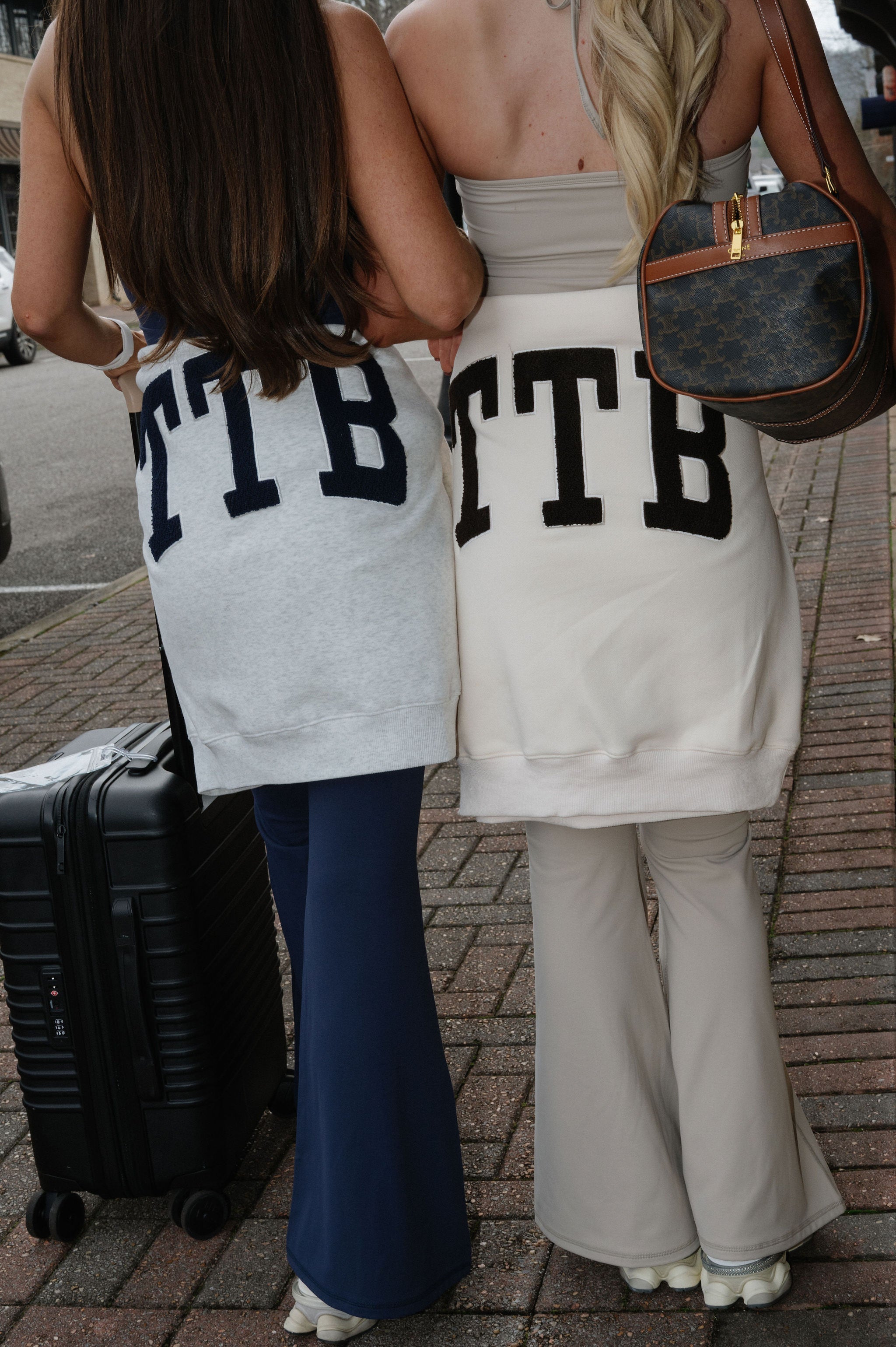 "TTB" Mockneck-Cream