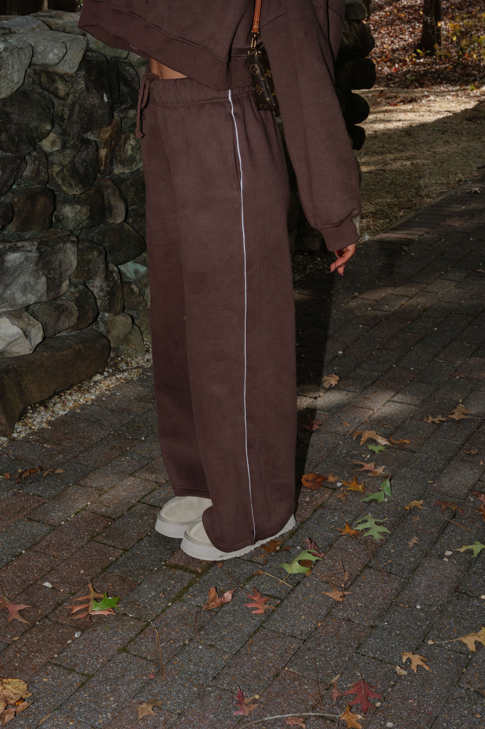 Dallas Track Sweatpants- Chocolate