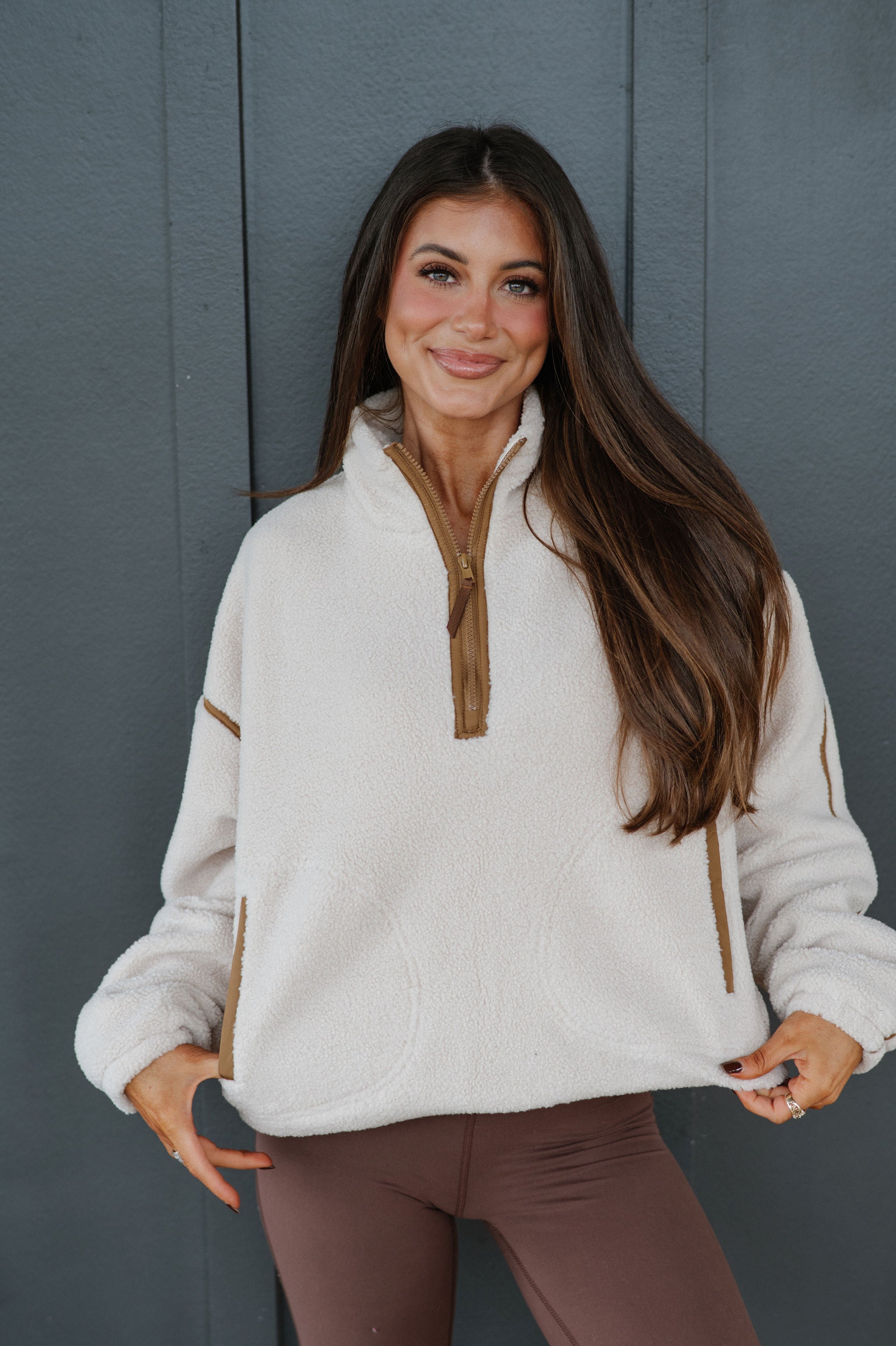 Contrast Sherpa Pullover-Oatmilk