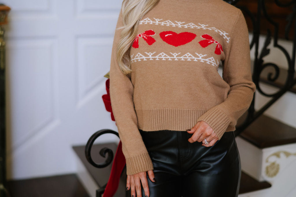 DOORBUSTER// Bow & Heart Graphic Sweater