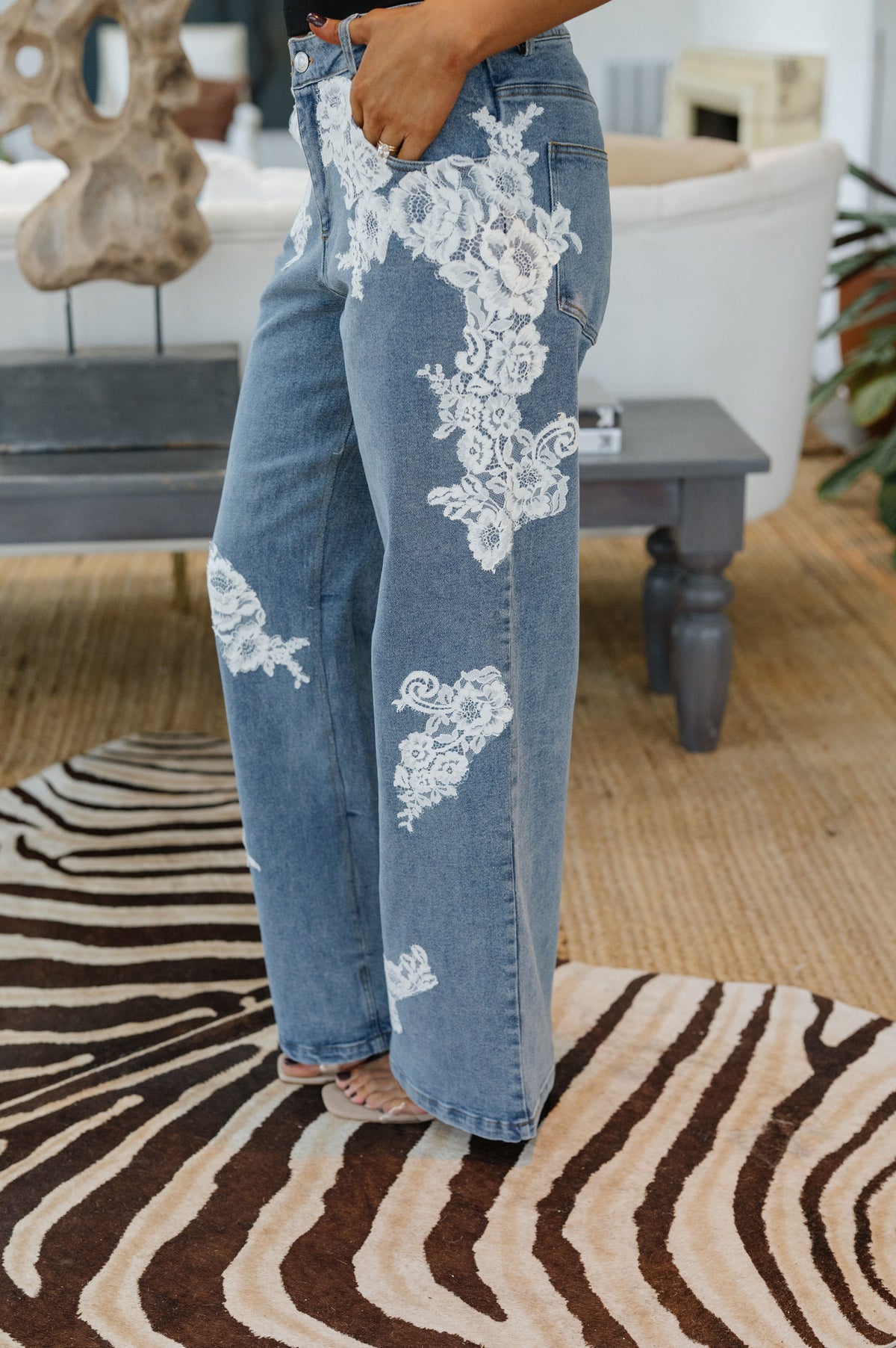 Lace Detail Straight Jean