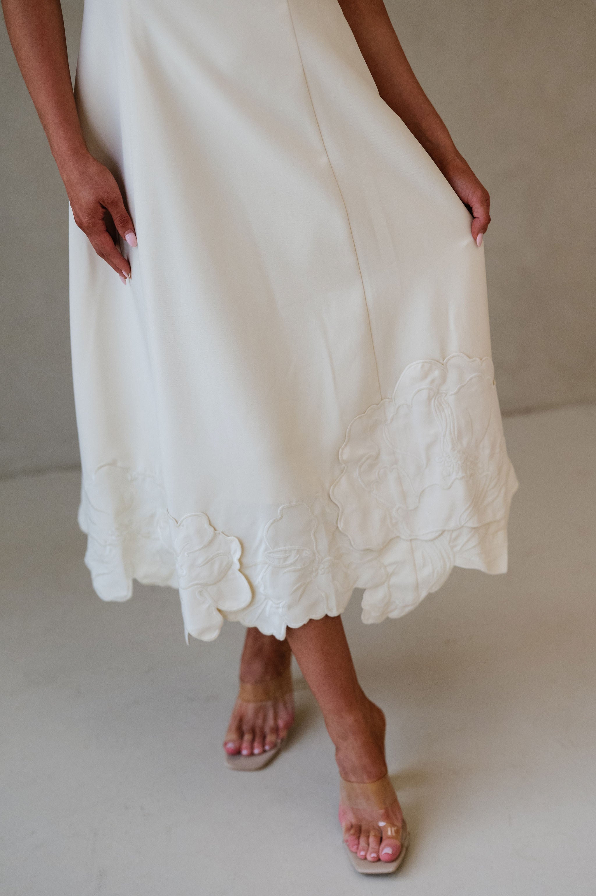Summer Embroidered Midi Dress-Cream