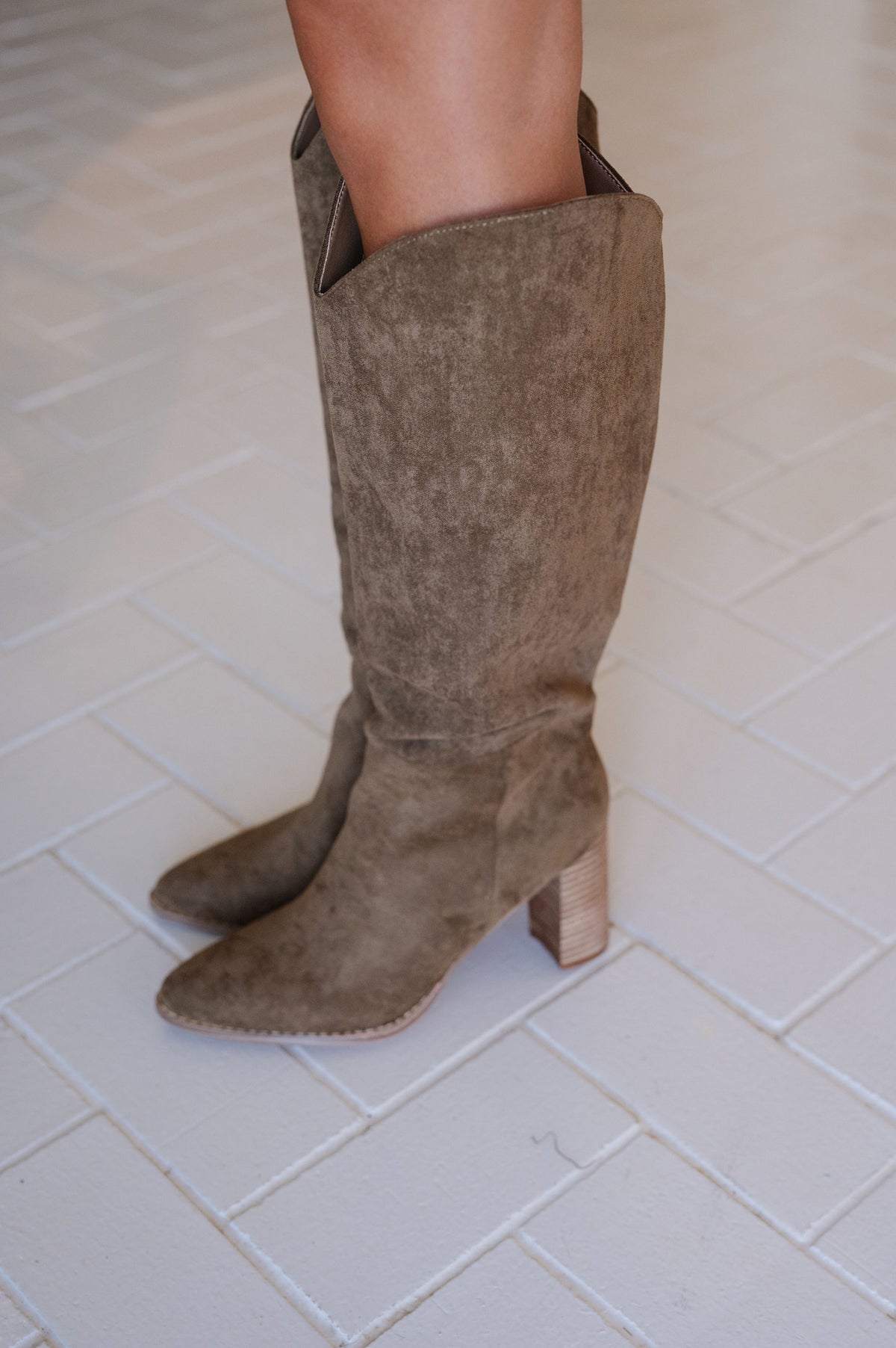 Naya Boots-Taupe
