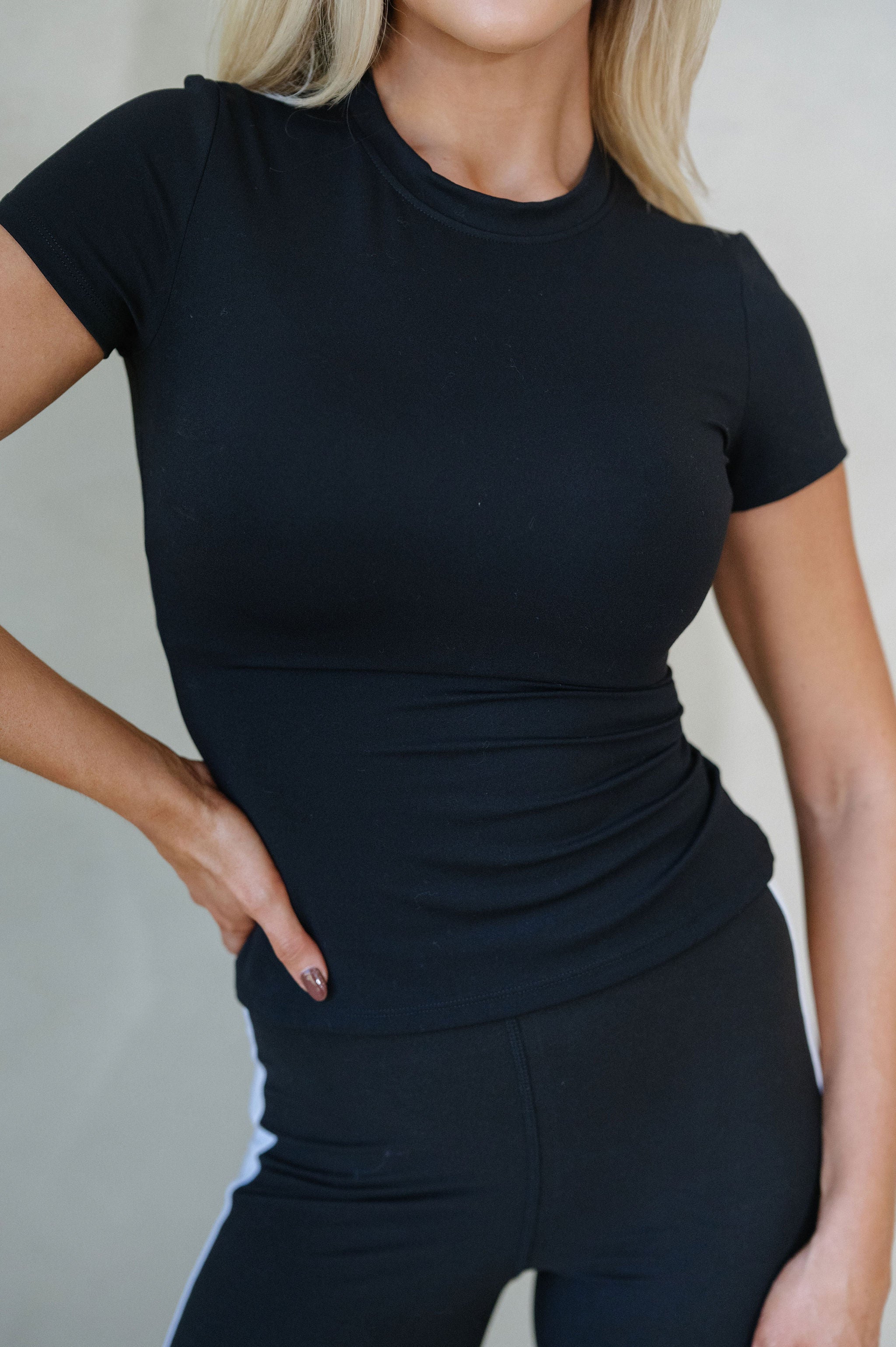 Mills Fitted Tee-Black