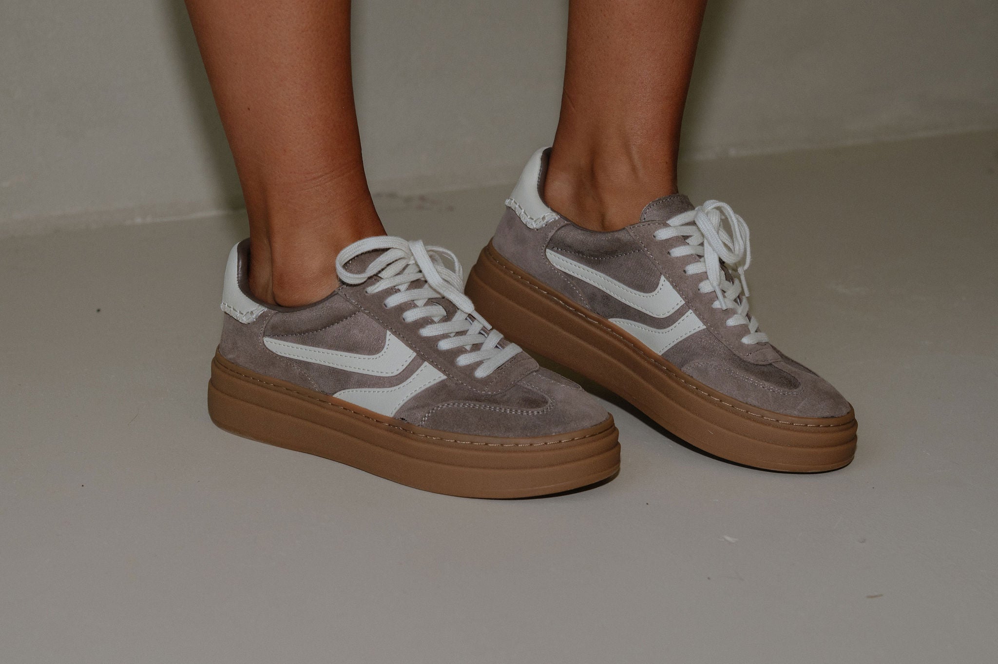 Dodge Sneakers-Taupe Multi