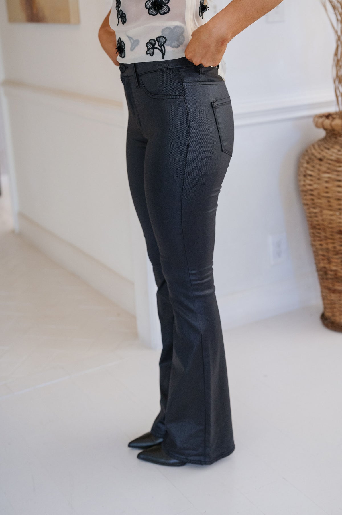 Liam Coated Jeans-Black