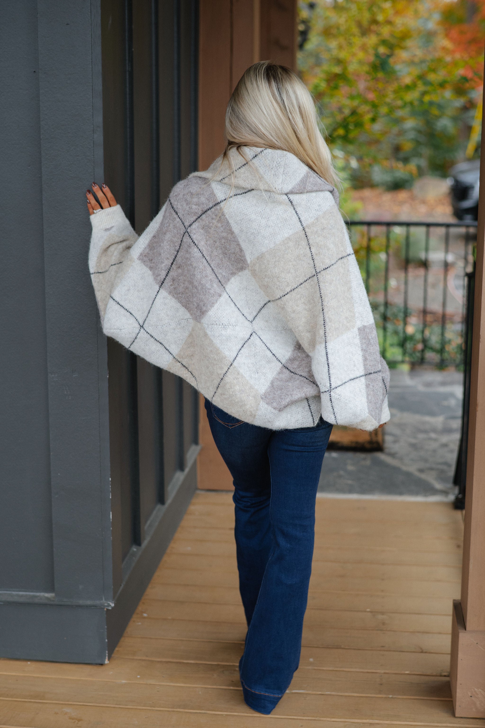 Argyle Knit Shrug Cardigan-Oatmeal