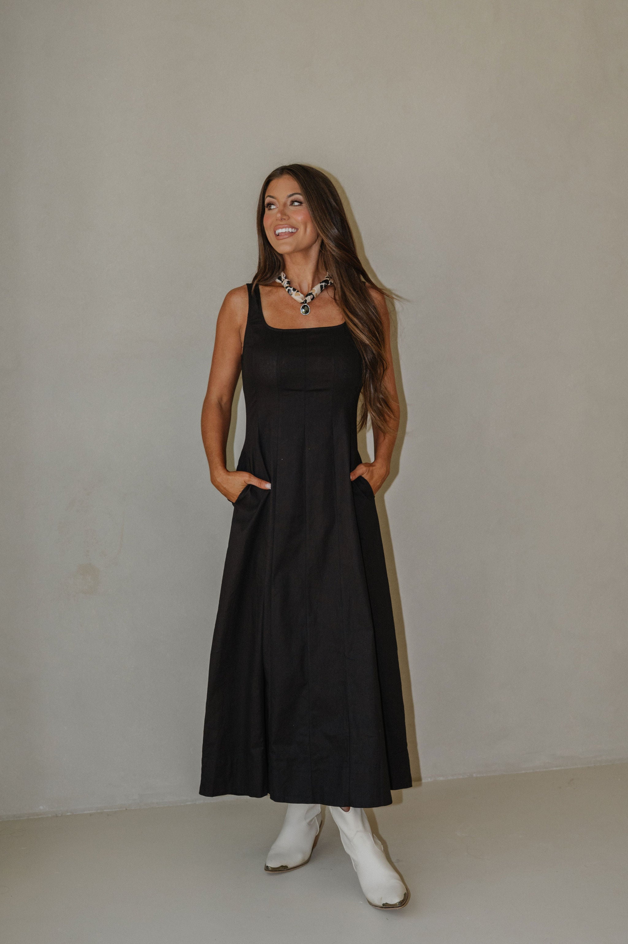 Lunden Midi Dress-Black