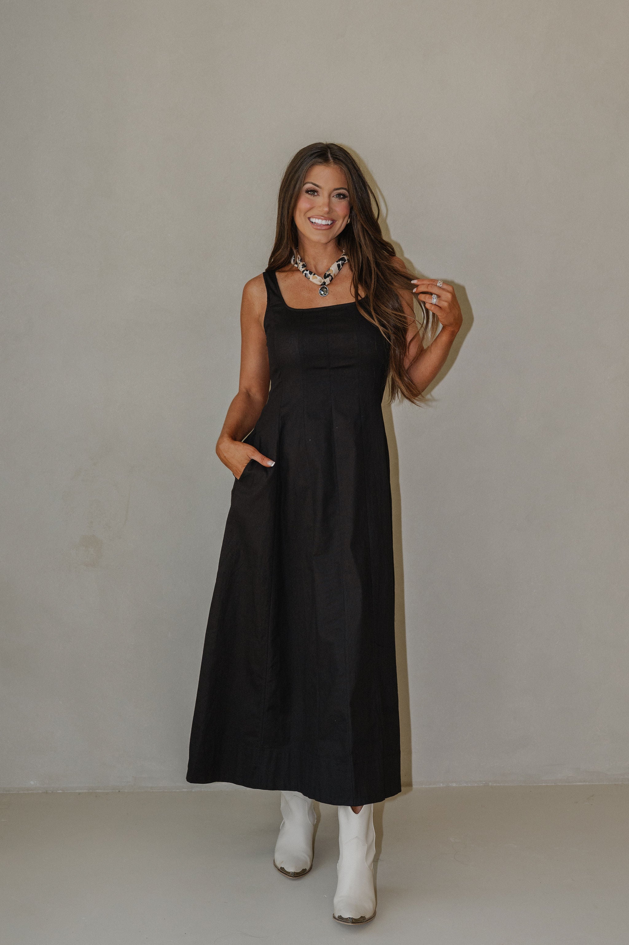 Lunden Midi Dress-Black