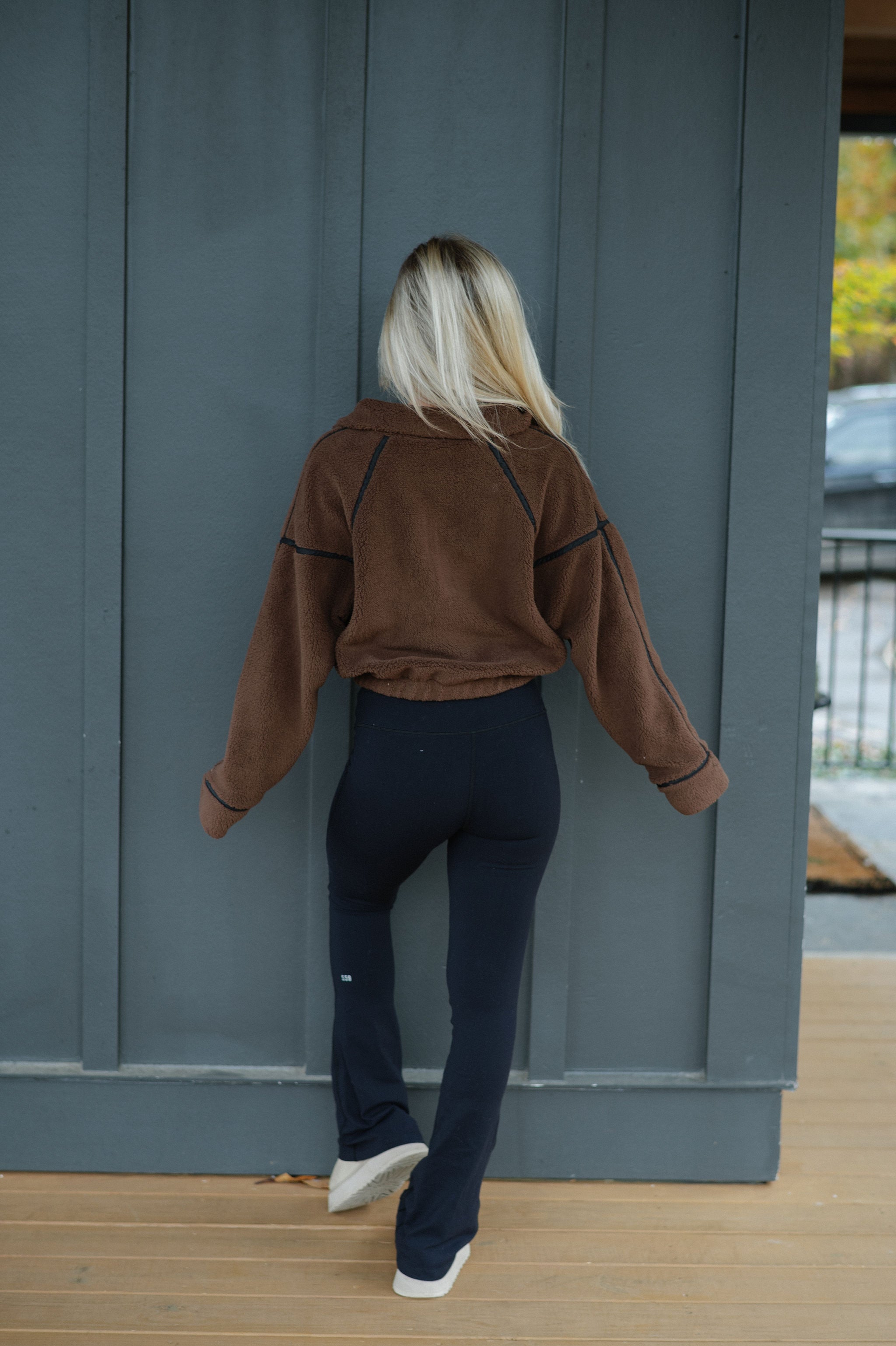 Mandy Sherpa Pullover-Mocha