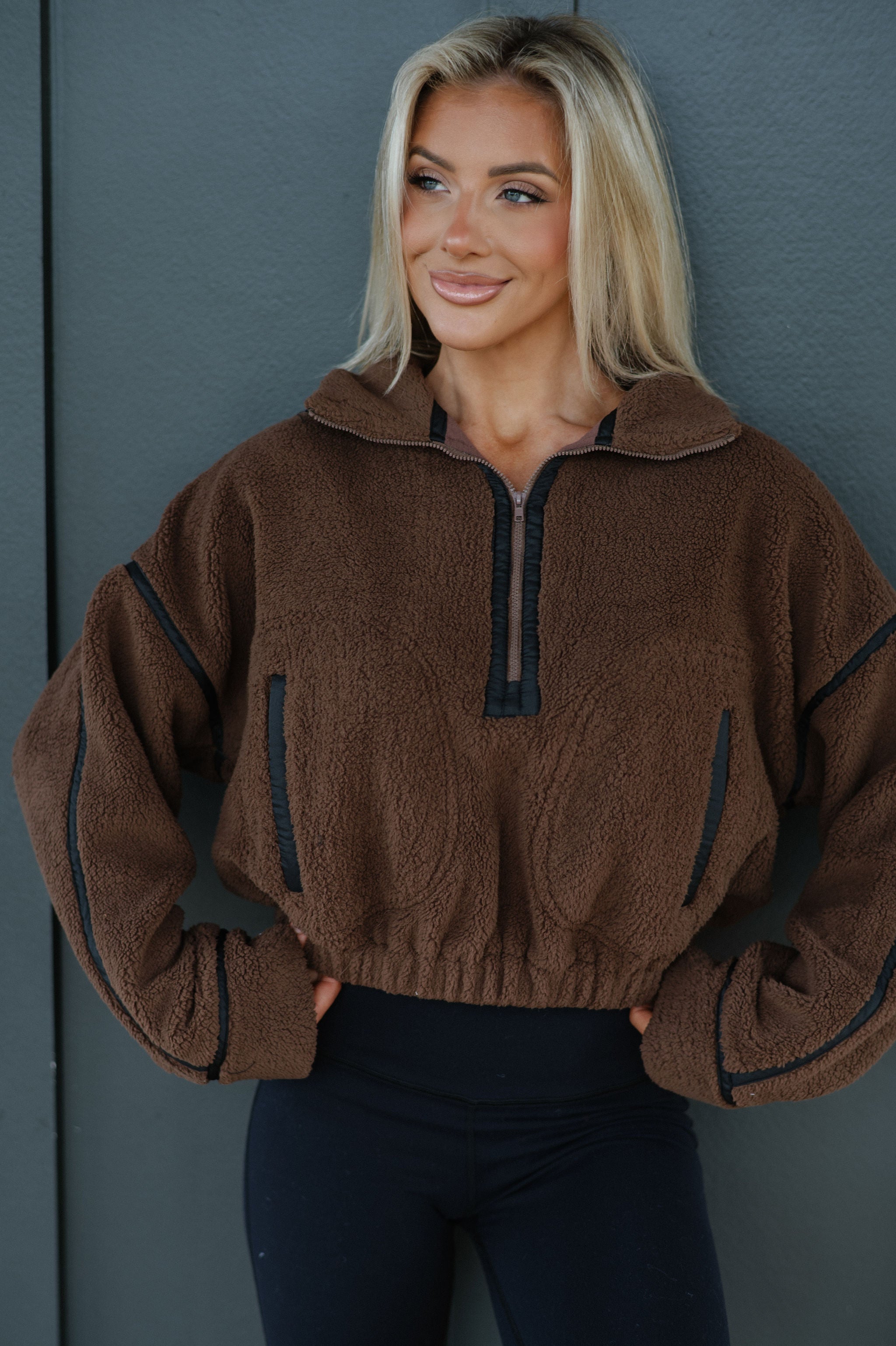 Mandy Sherpa Pullover-Mocha