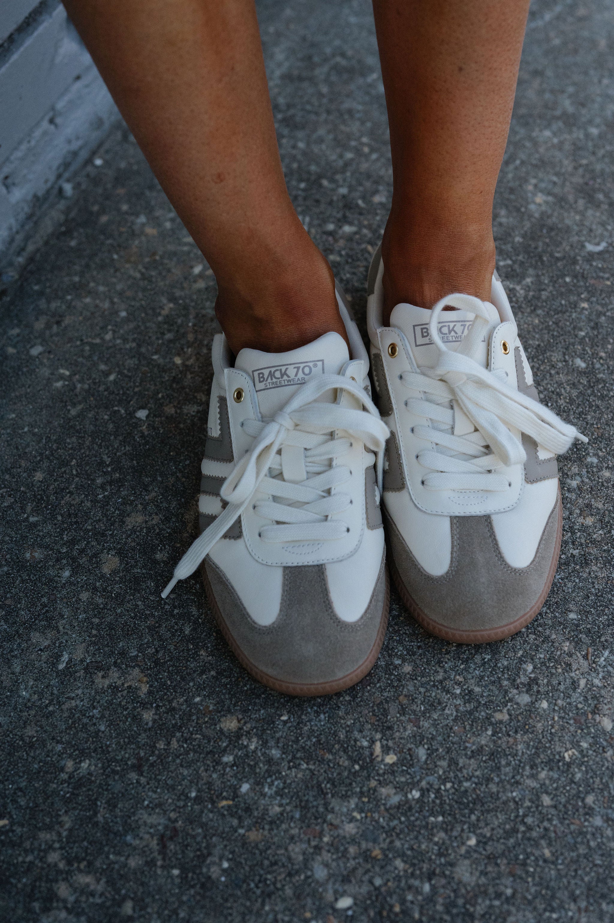 Back 70 Cloud Sneakers-Milk/Taupe