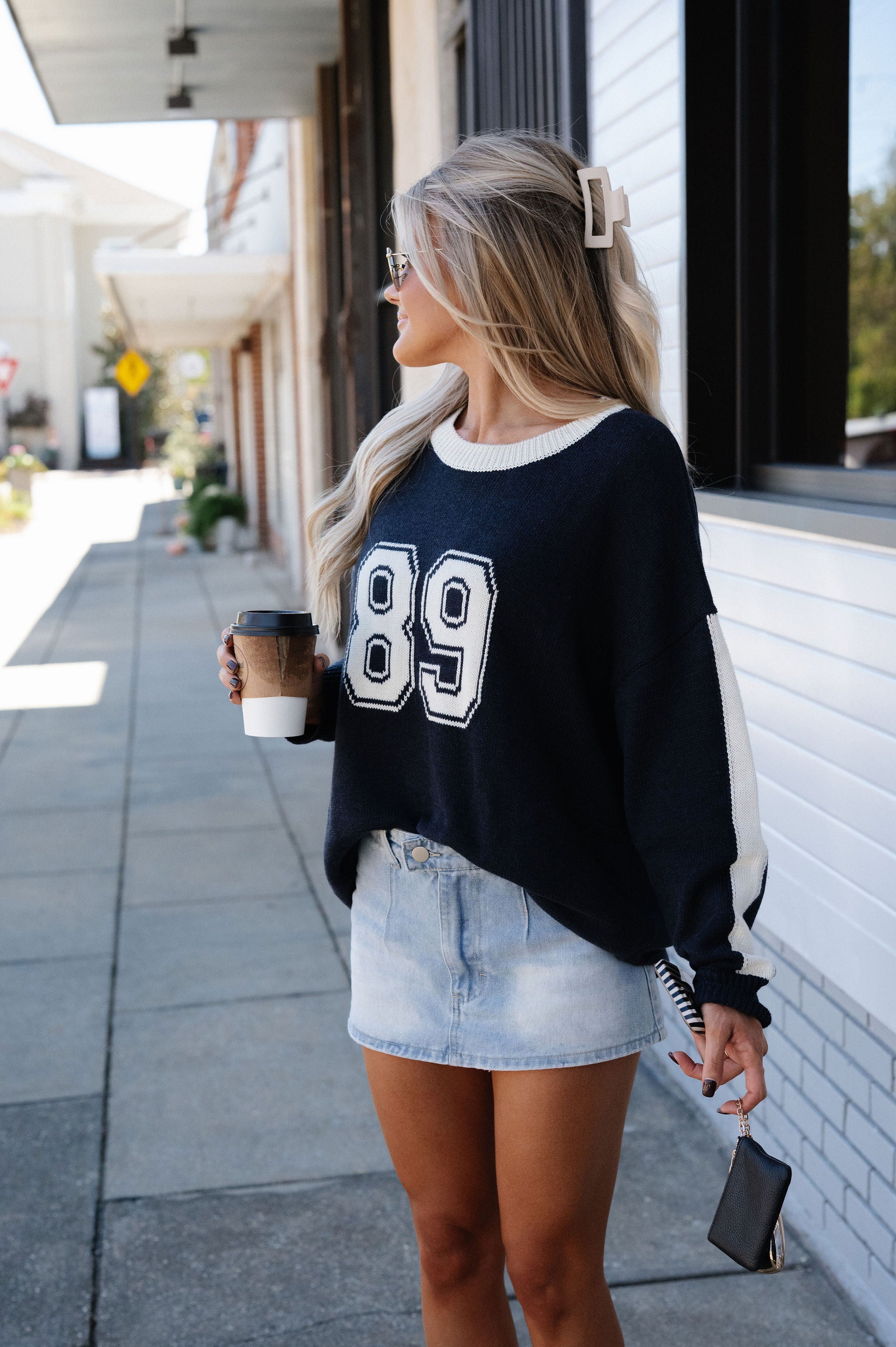 "89" Round Neck Sweater Top-Navy