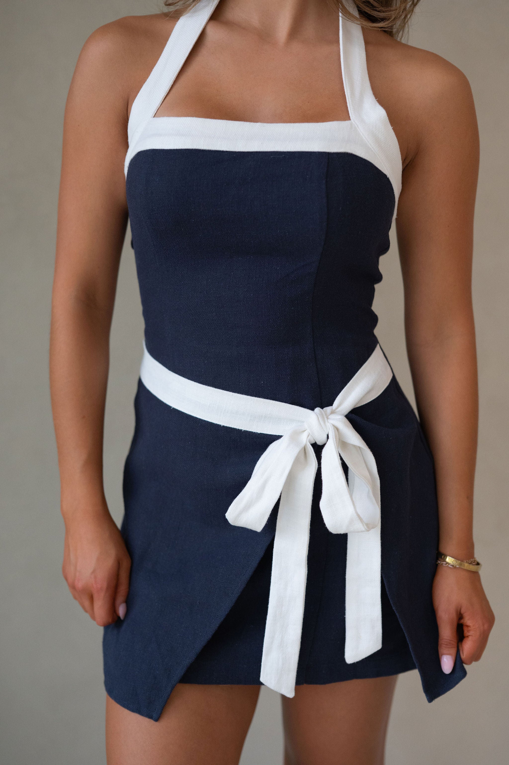 Colorblock Halter Neck Mini Dress-Navy