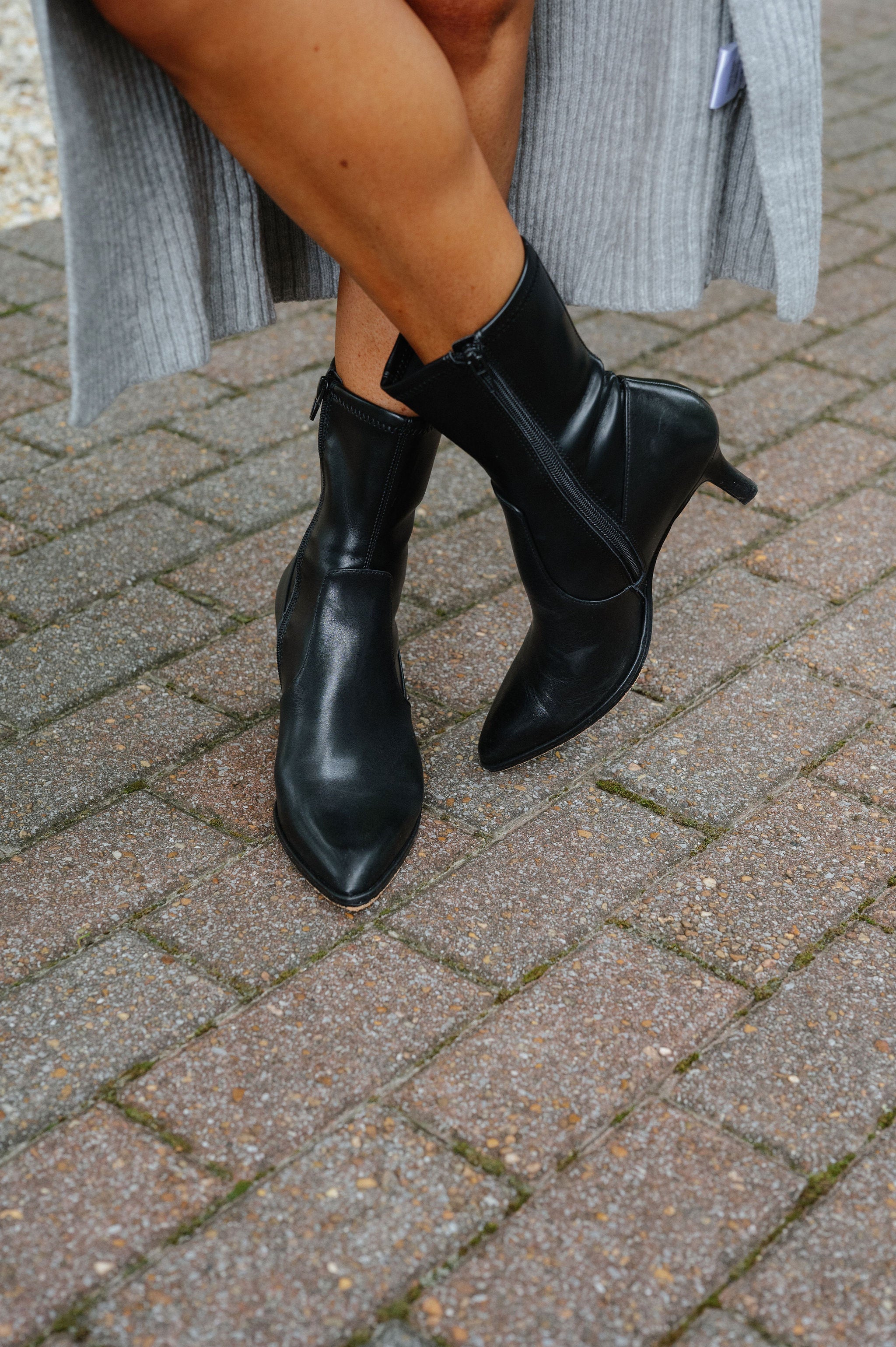 Dolce Vita Amara Bootie-Black