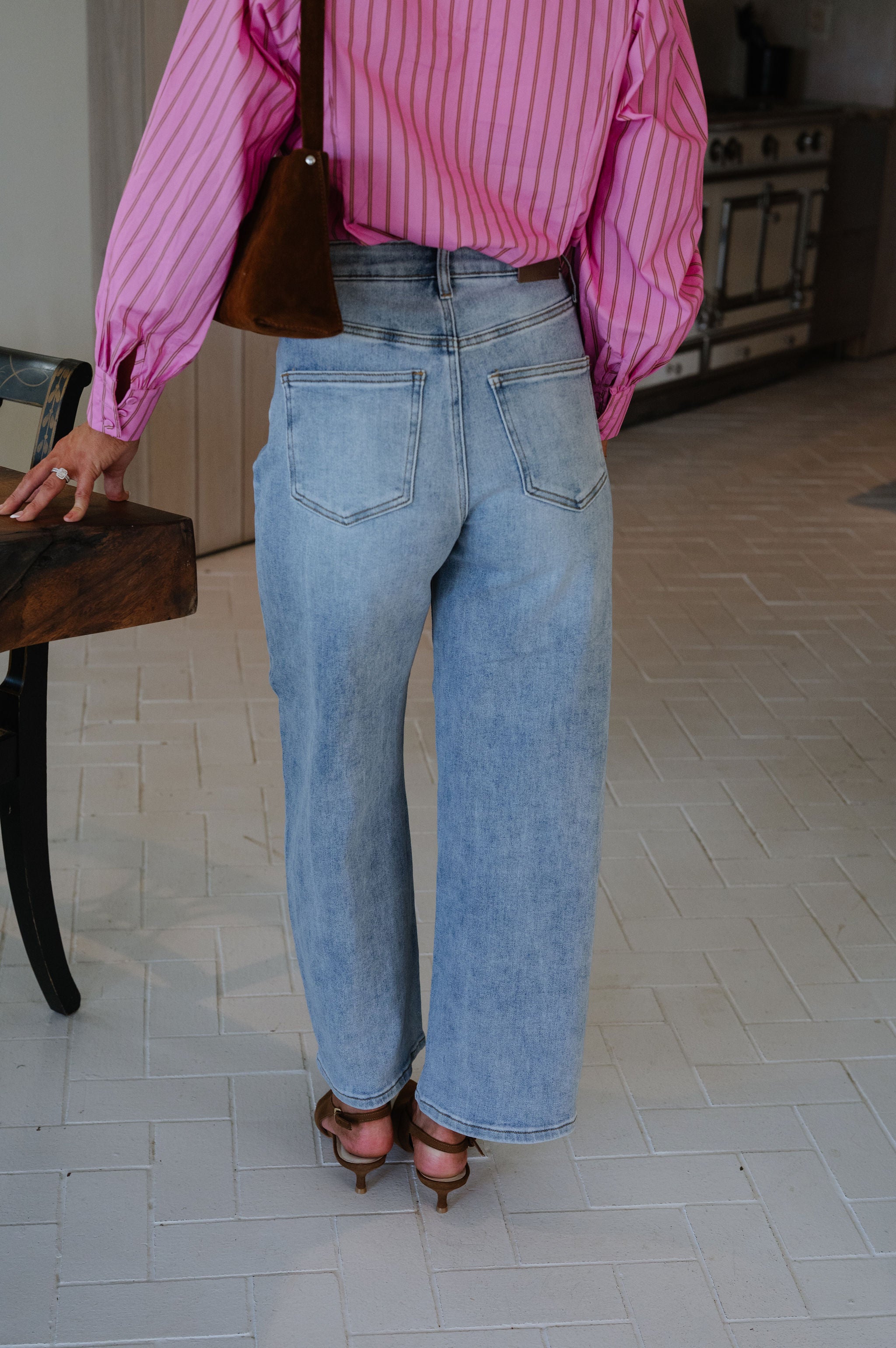 Kit High Rise Barrel Jean-Medium/Light Wash
