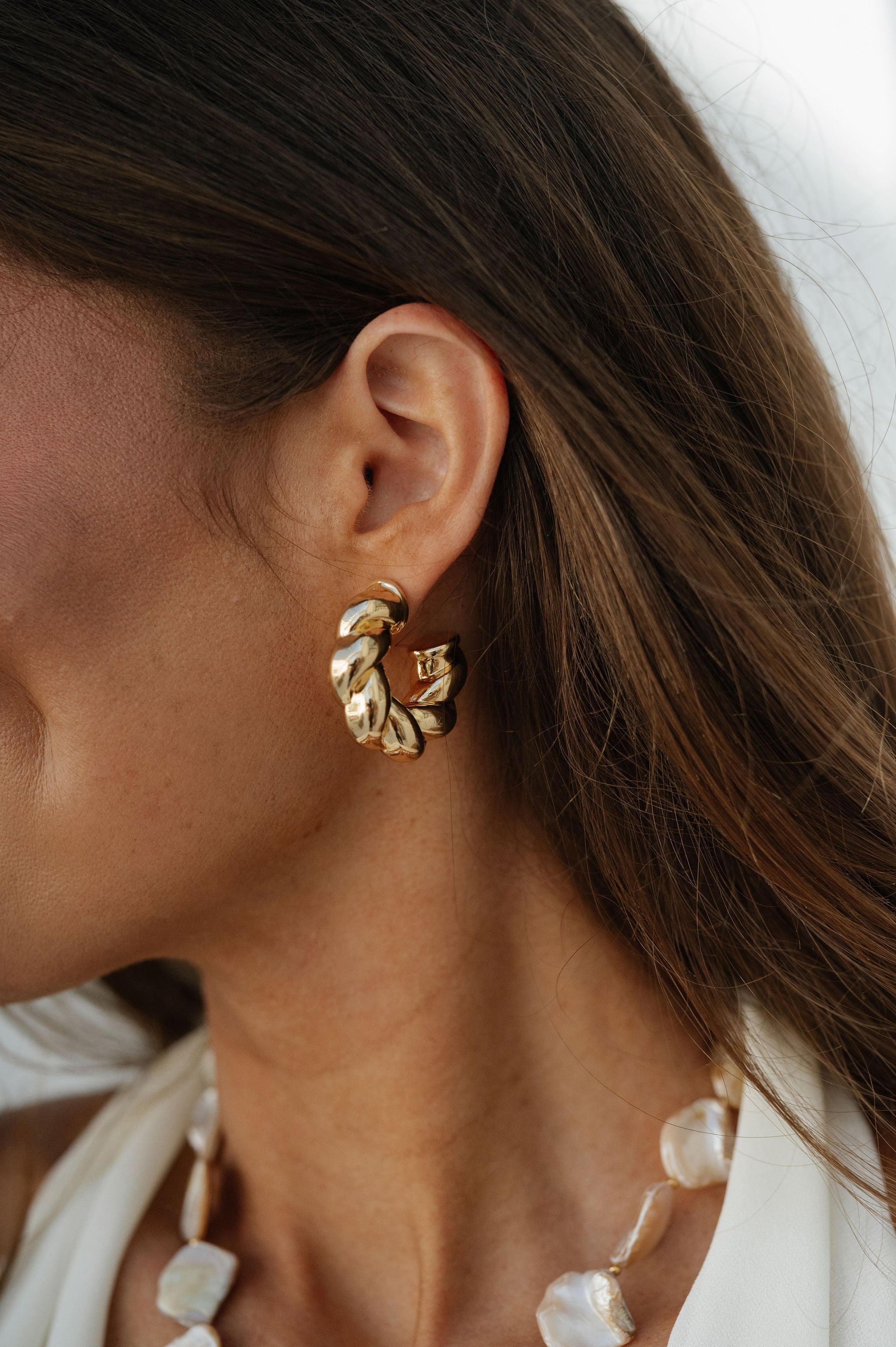 Laura Chunky Gold Hoop