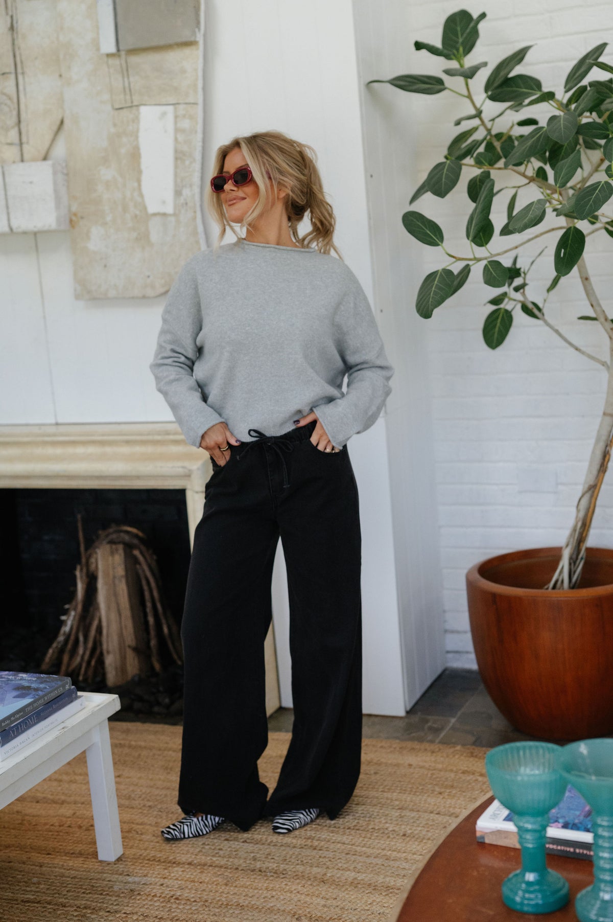 Kaylyn Drawstring Wide Leg Jeans-Black