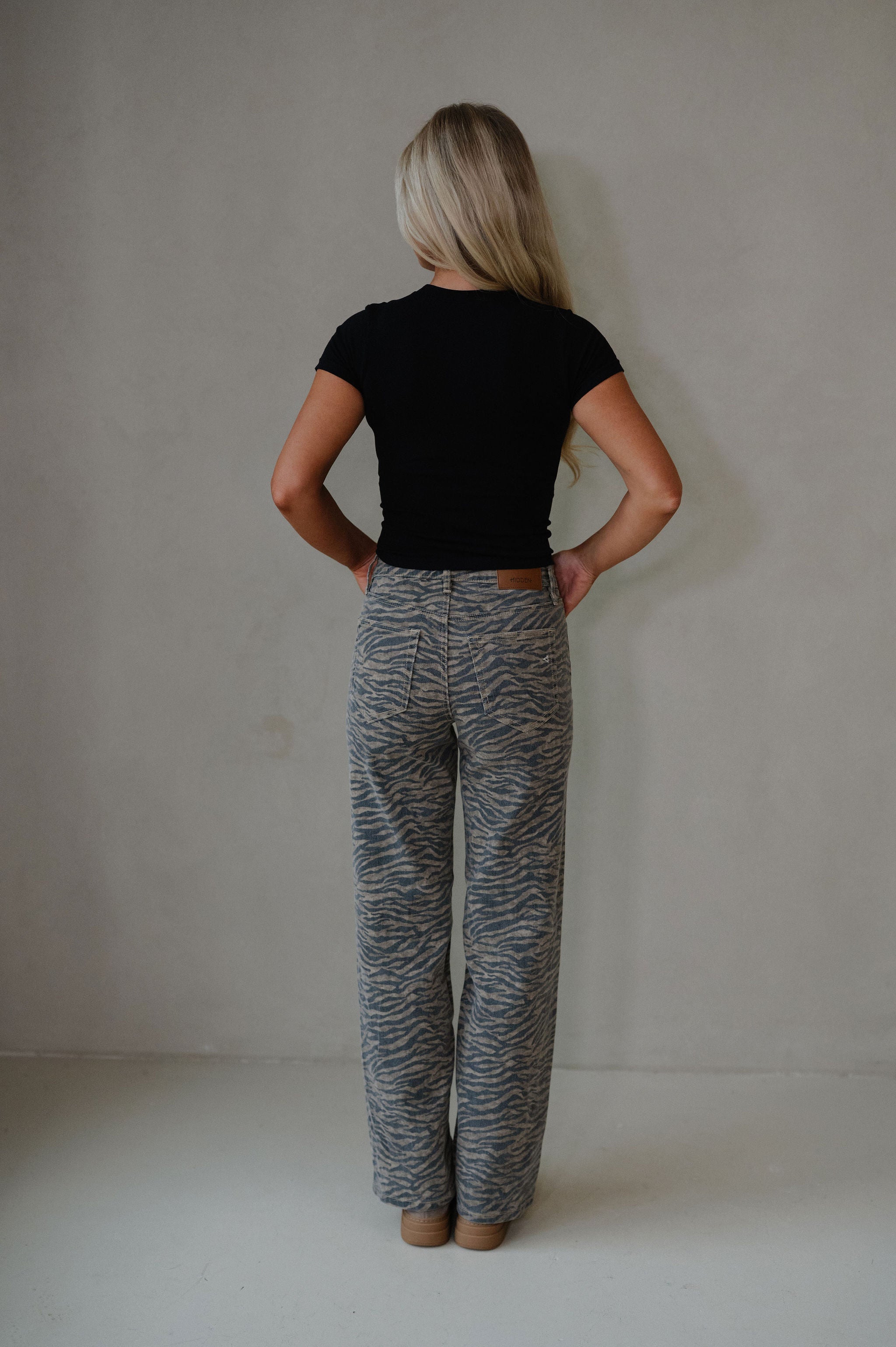 Seamless Short Sleeve Top-Black