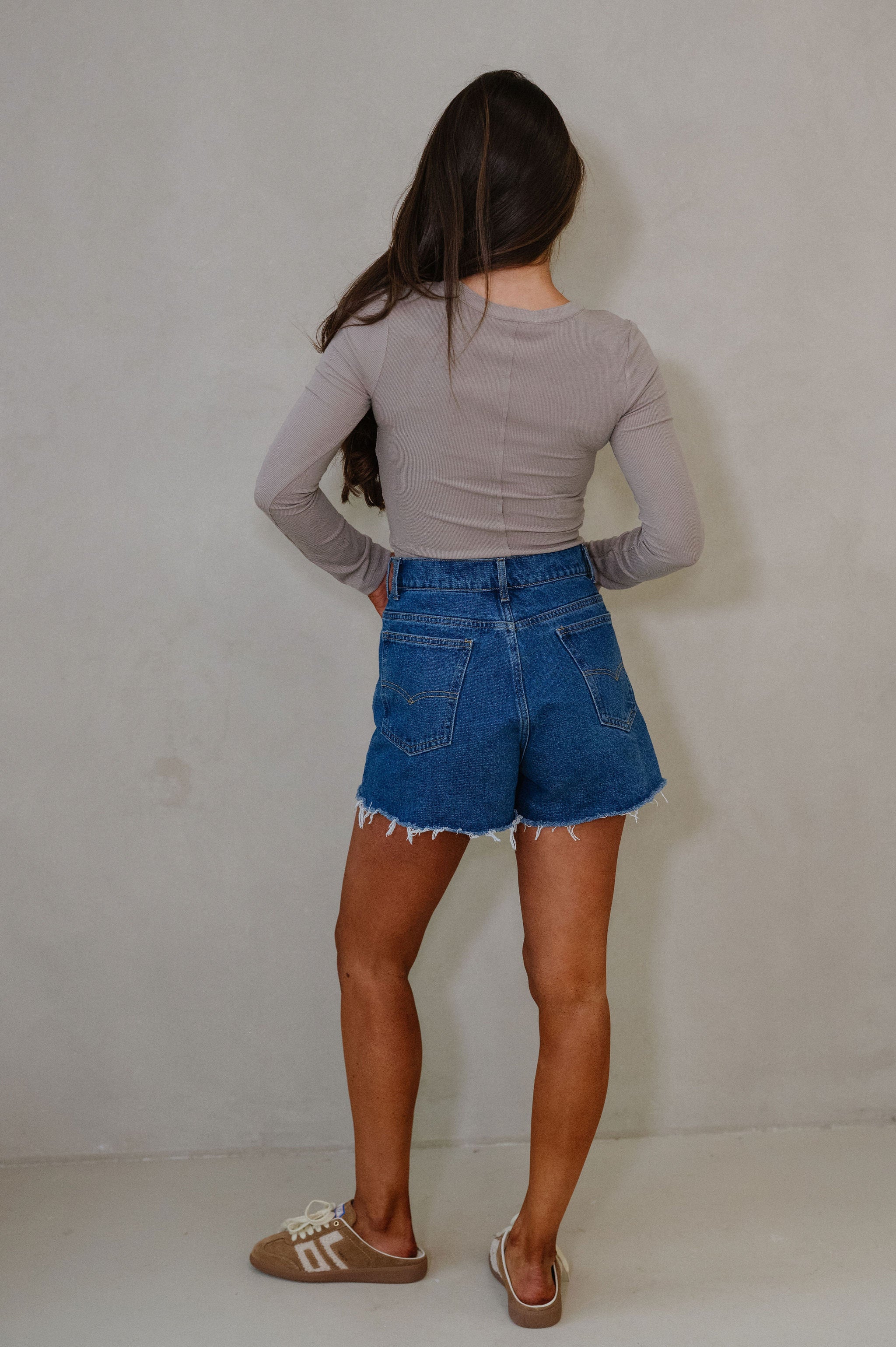 Lucy Ribbed Henley-Mocha