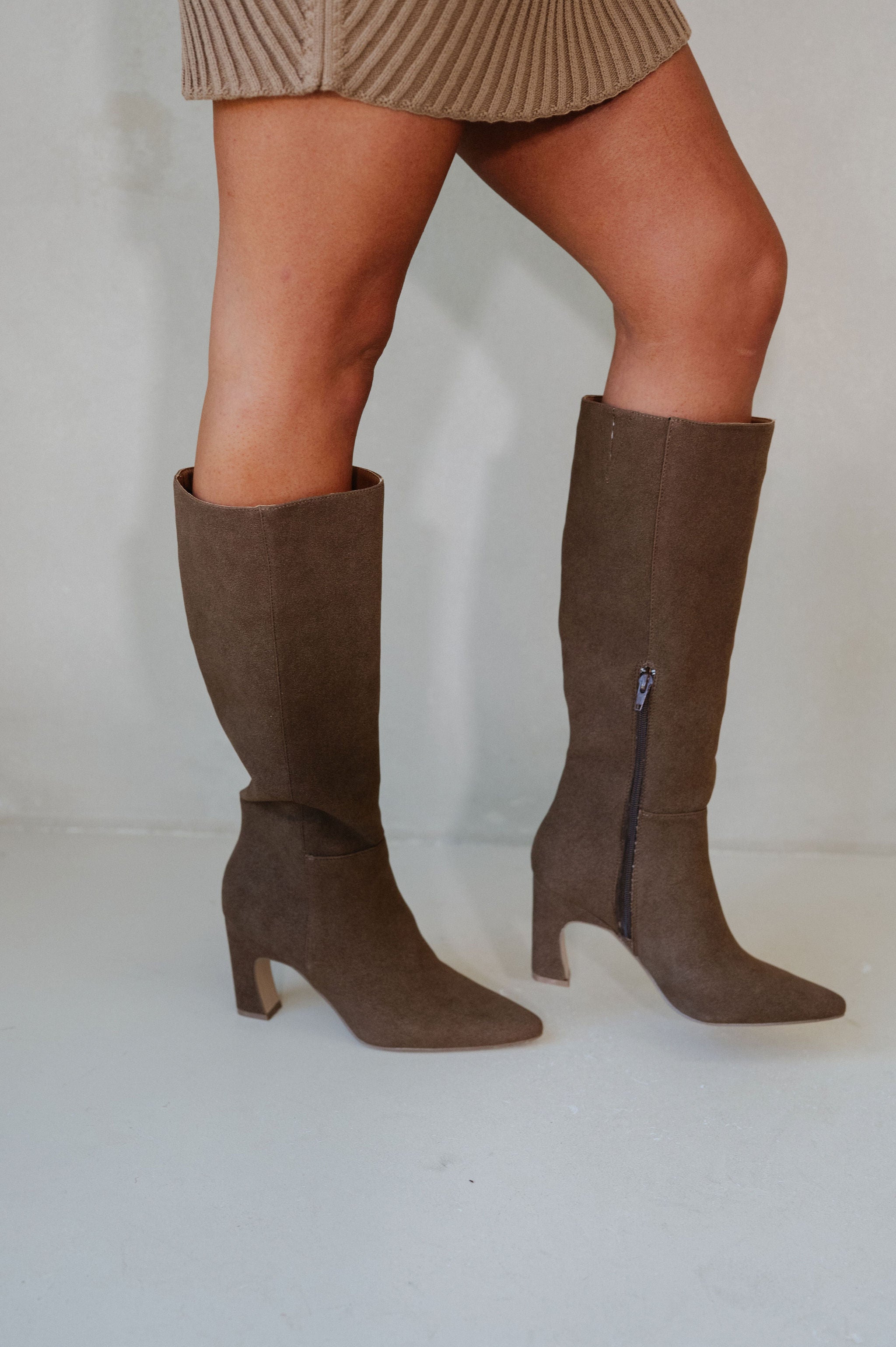 Willow Boots-Brown