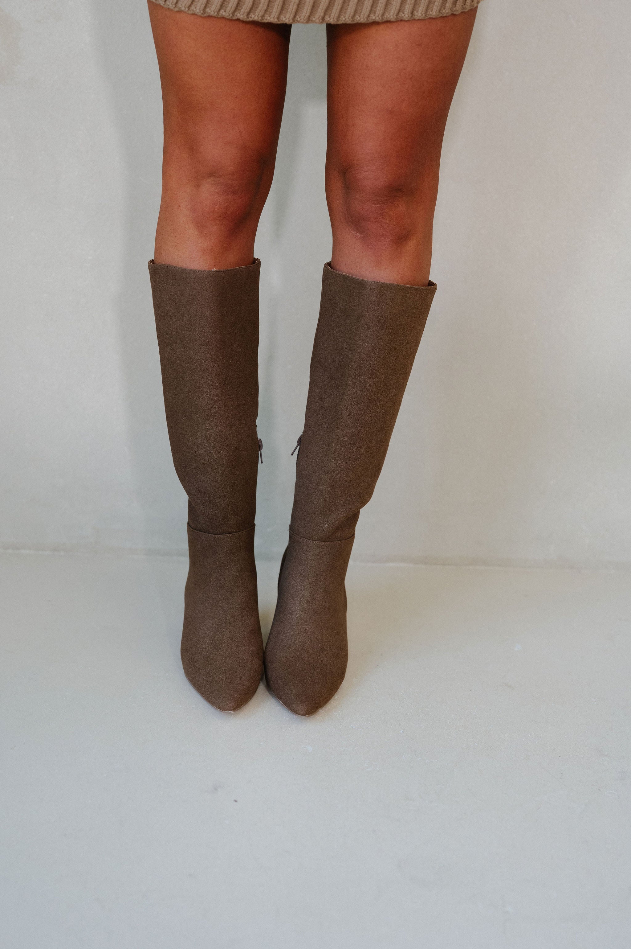 Willow Boots-Brown