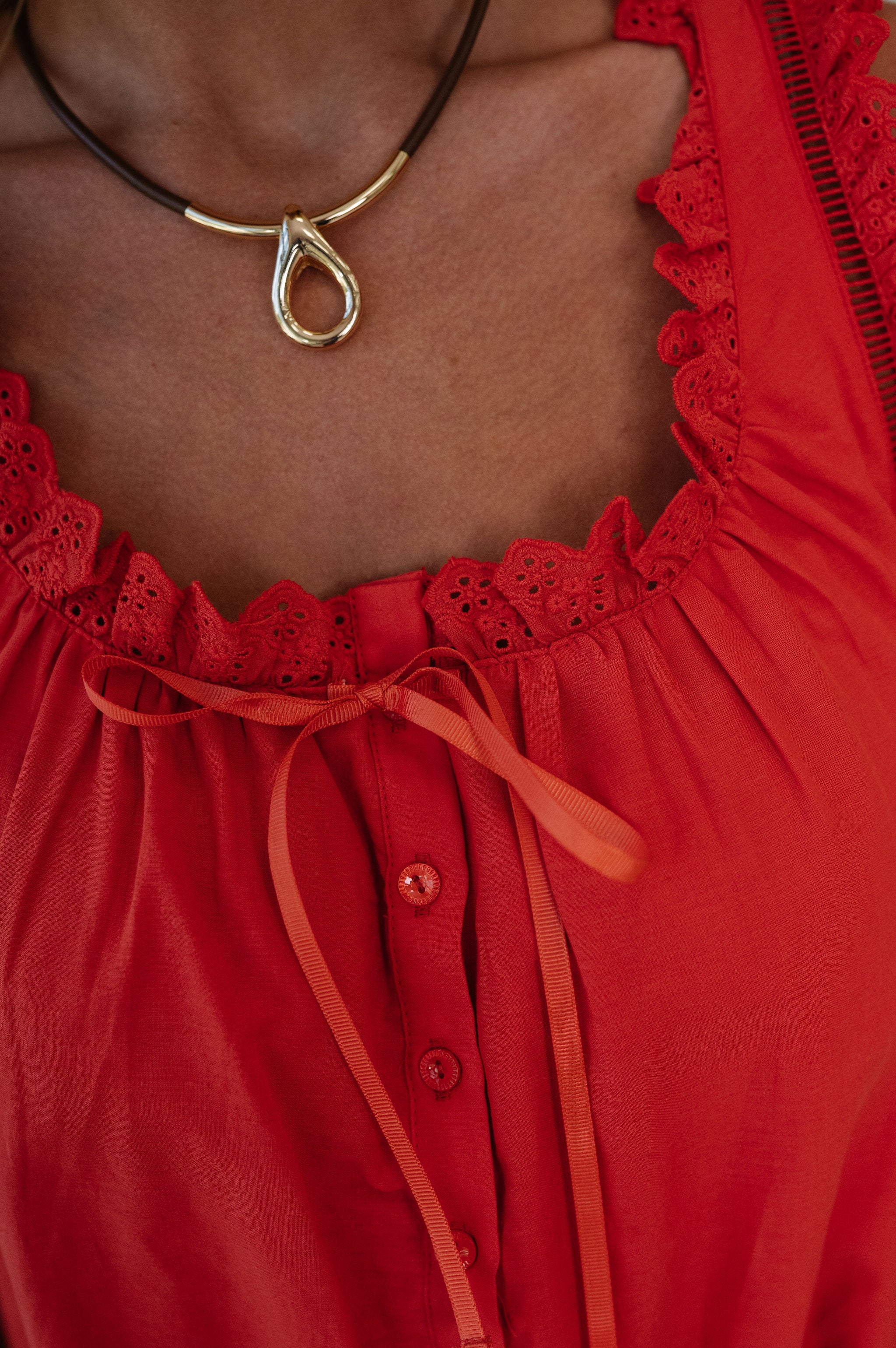 Ambar Cord Necklace-Gold