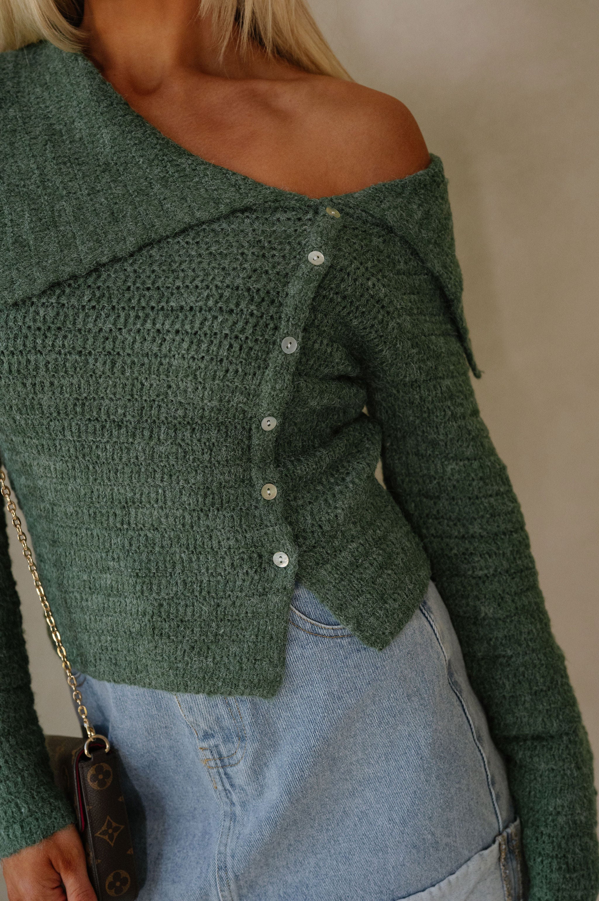 Tobie OTS Sweater Top-Olive