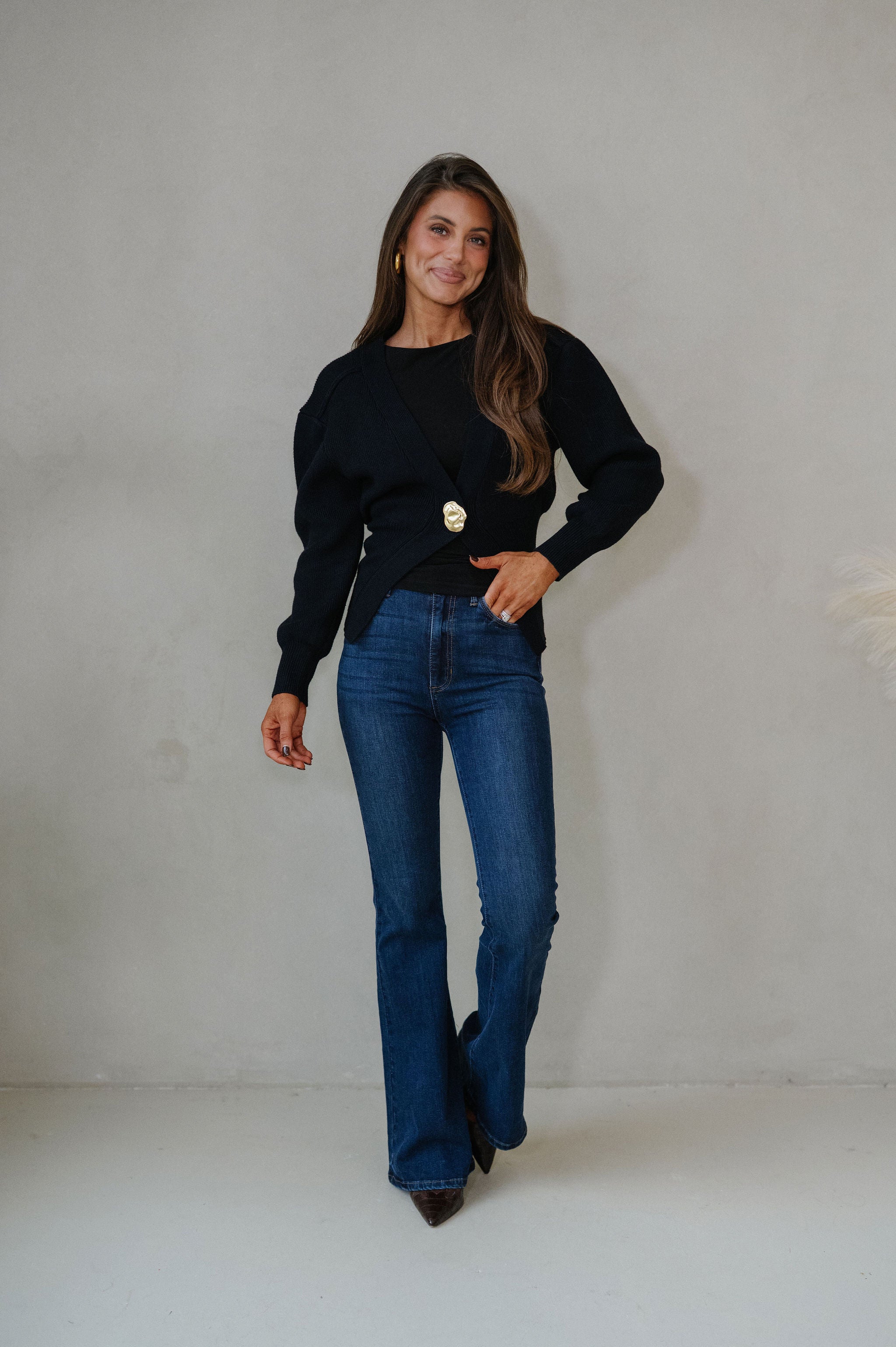 Lunden Cardigan-Black