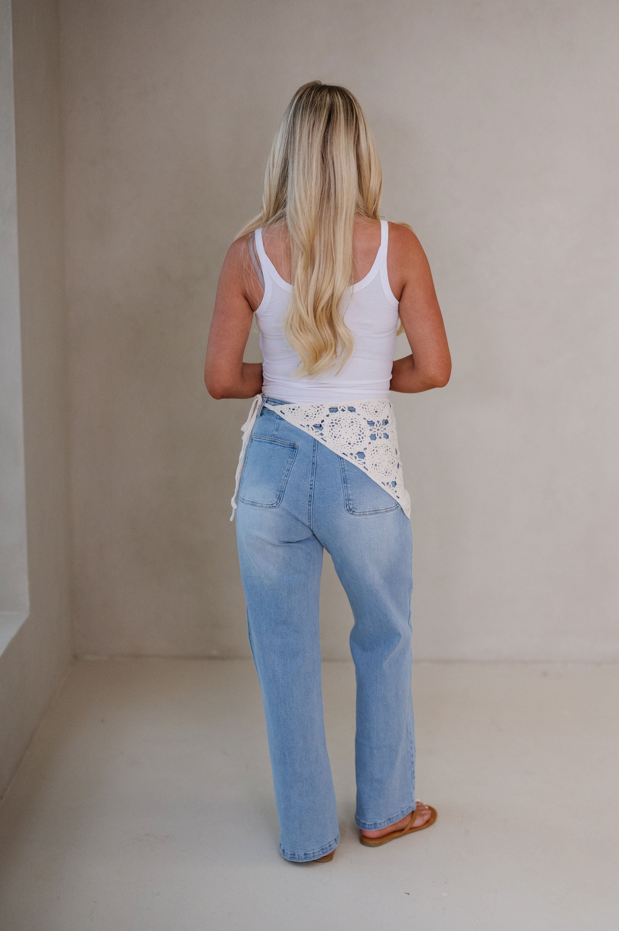 Dolly Crochet Scarf Accented Jeans-Light Denim