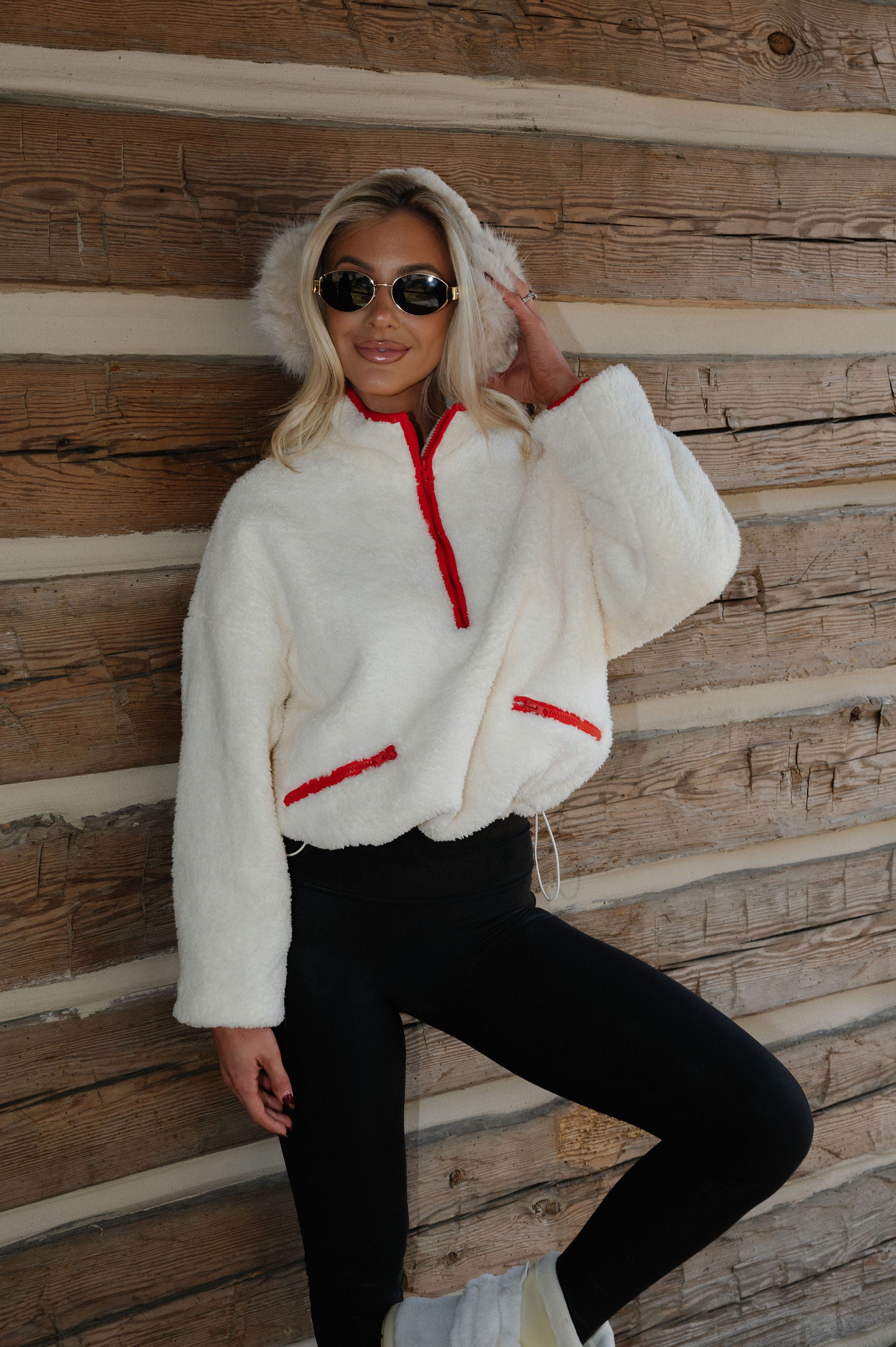 Tate Contrast Pullover-Ivory/Red
