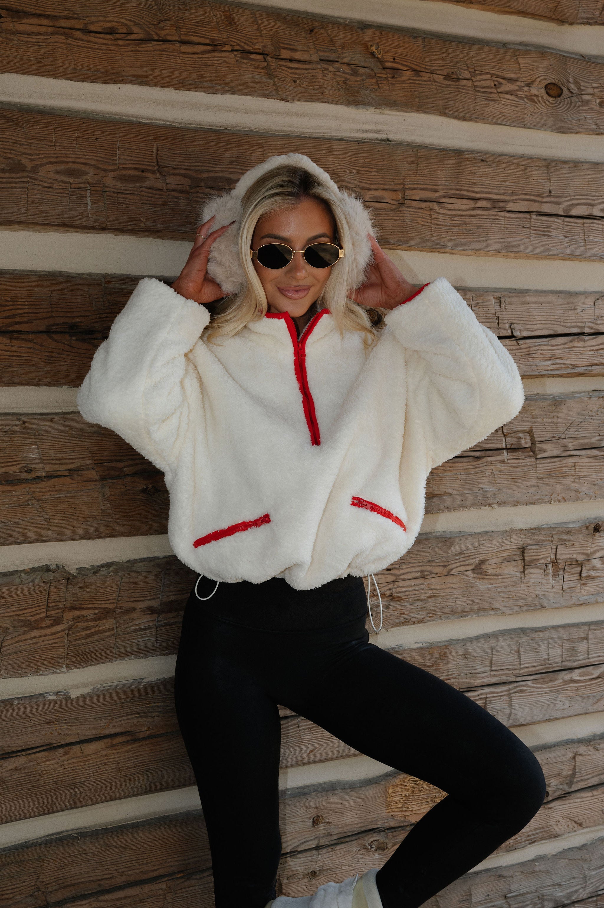 Tate Contrast Pullover-Ivory/Red