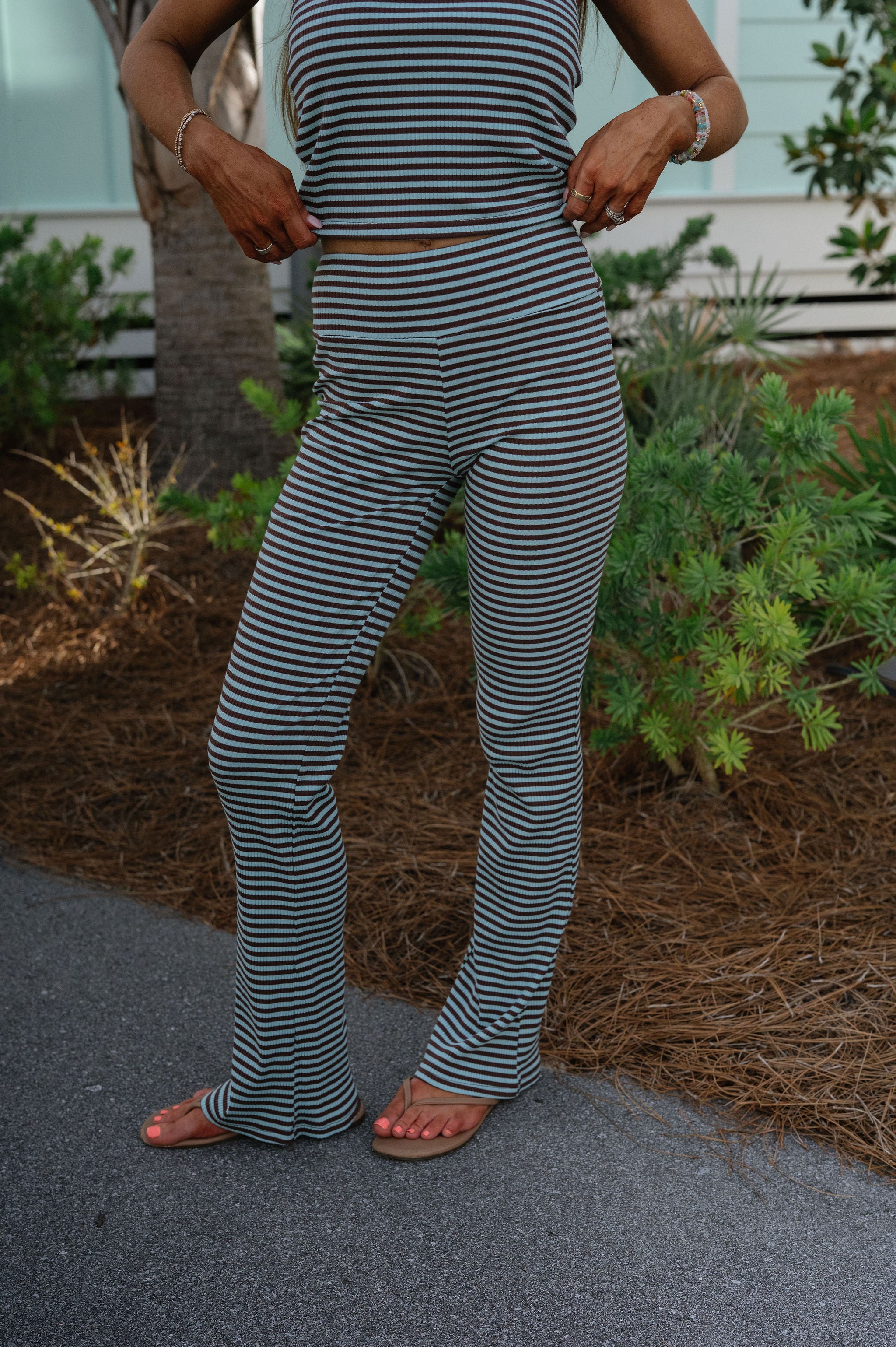 DOORBUSTER//Serena Flared Pants Set-Light Blue/Brown