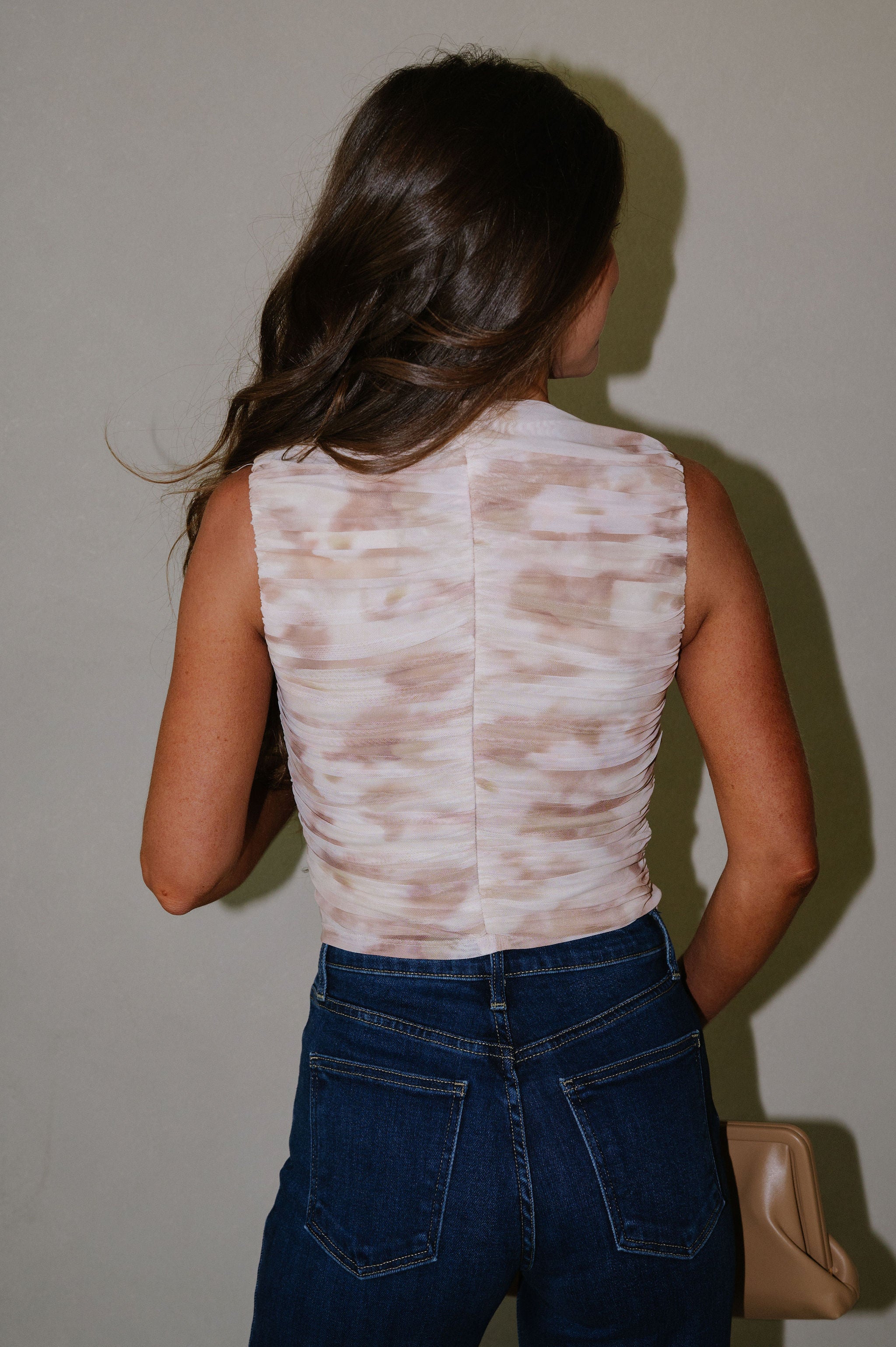 Sleeveless Mesh Top-Brown