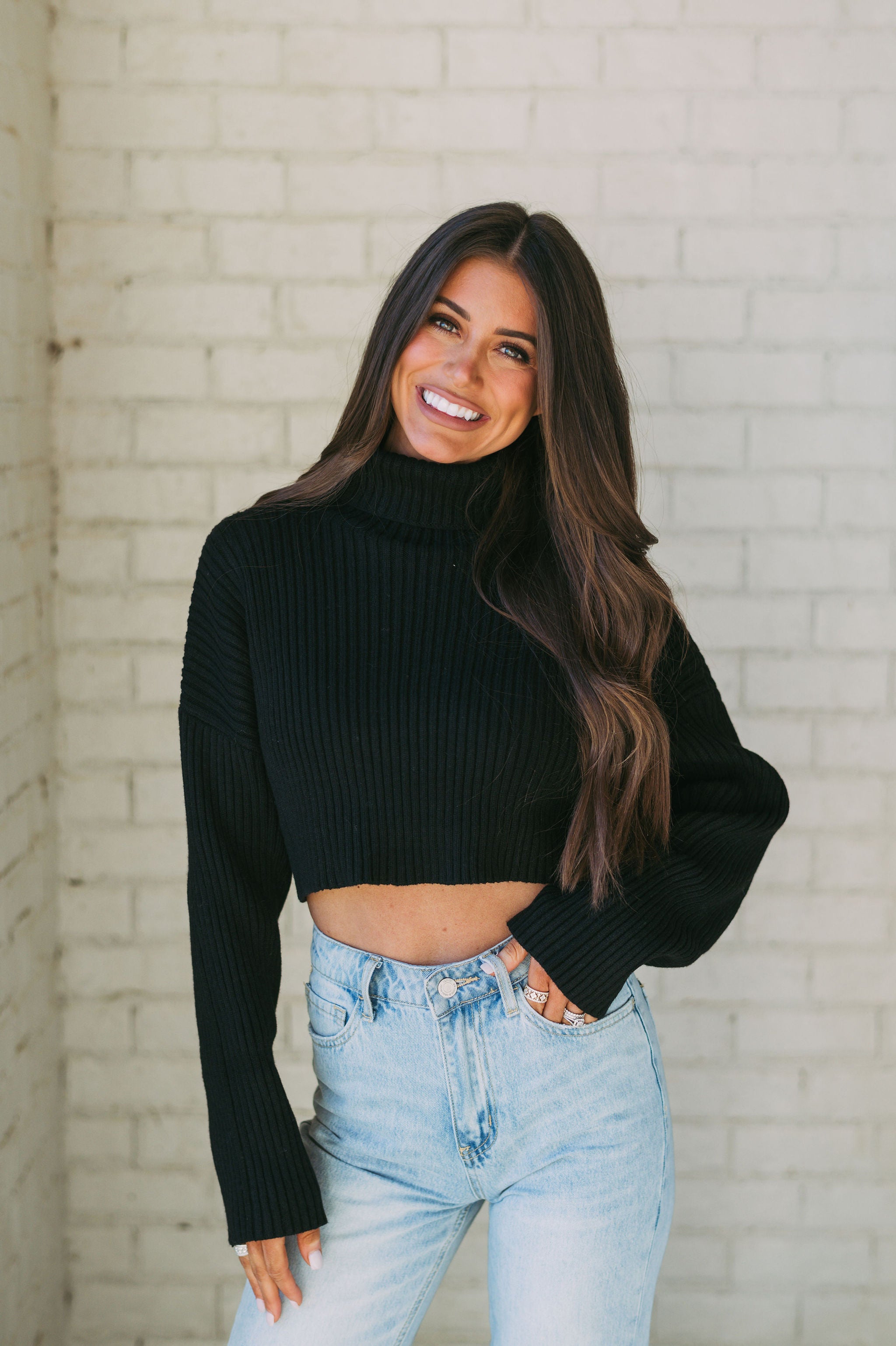 Cropped turtleneck clearance sweater black