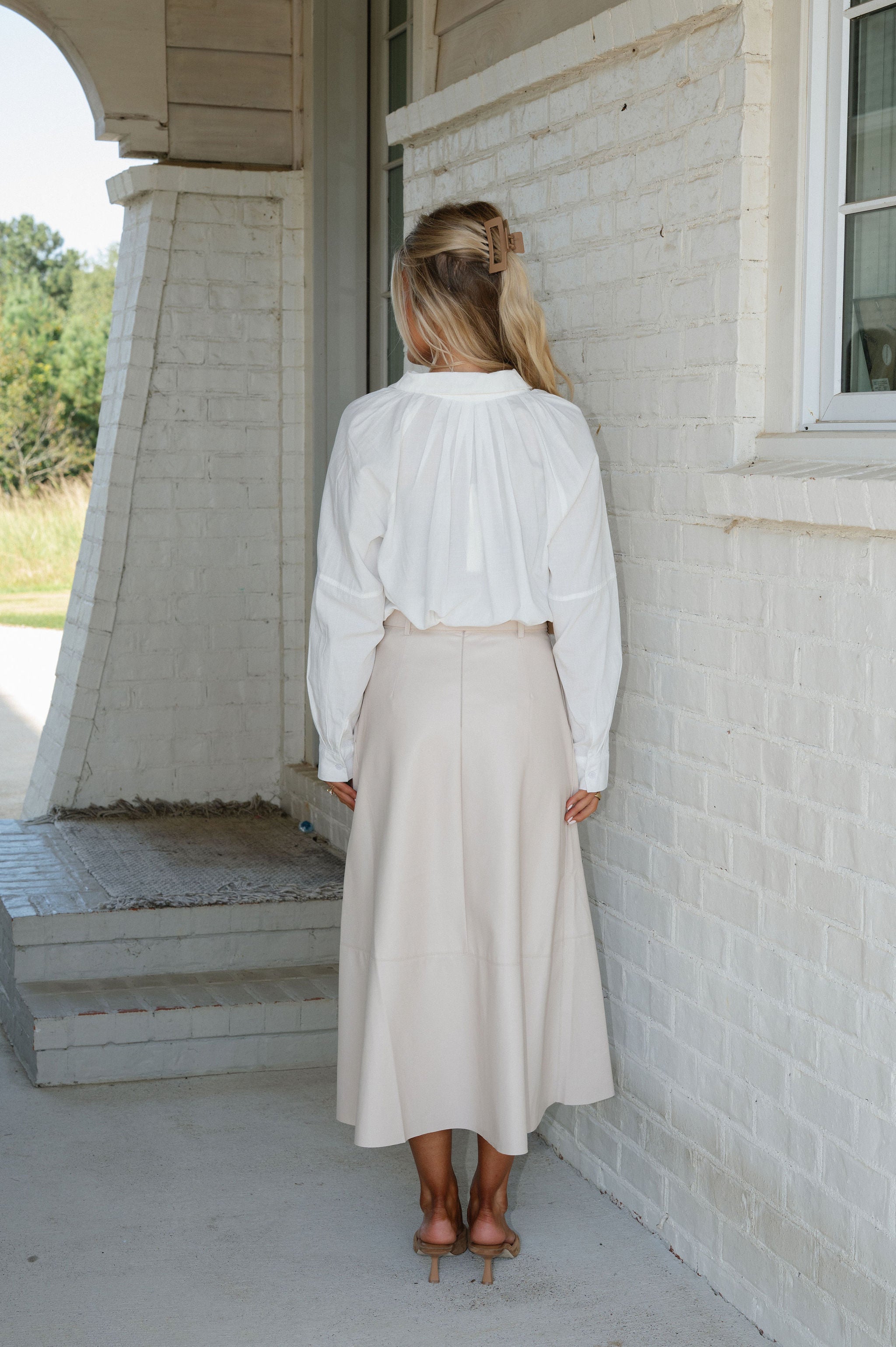 Belted Flare Cut Edge Skirt-Ecru
