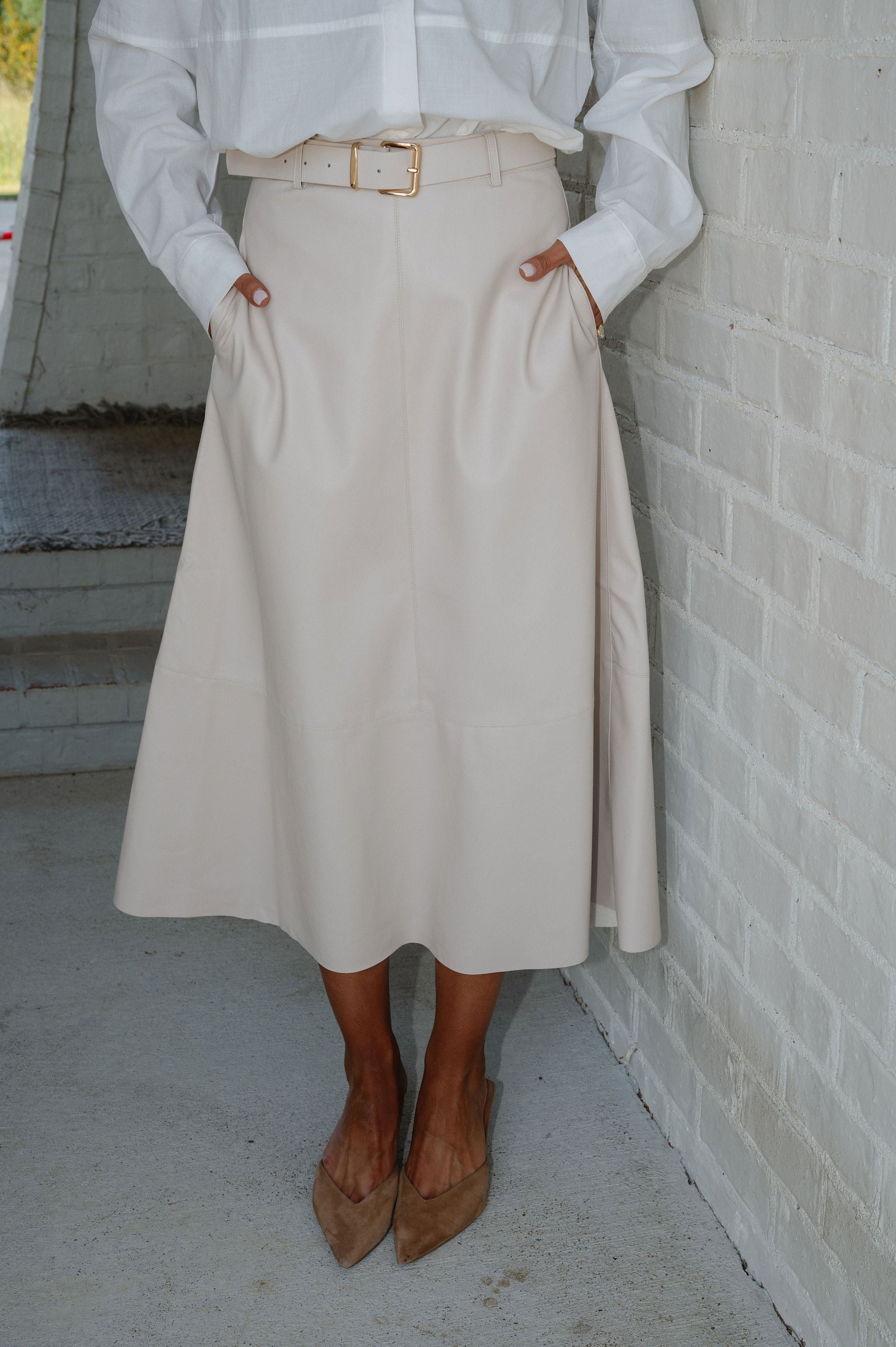 Belted Flare Cut Edge Skirt-Ecru