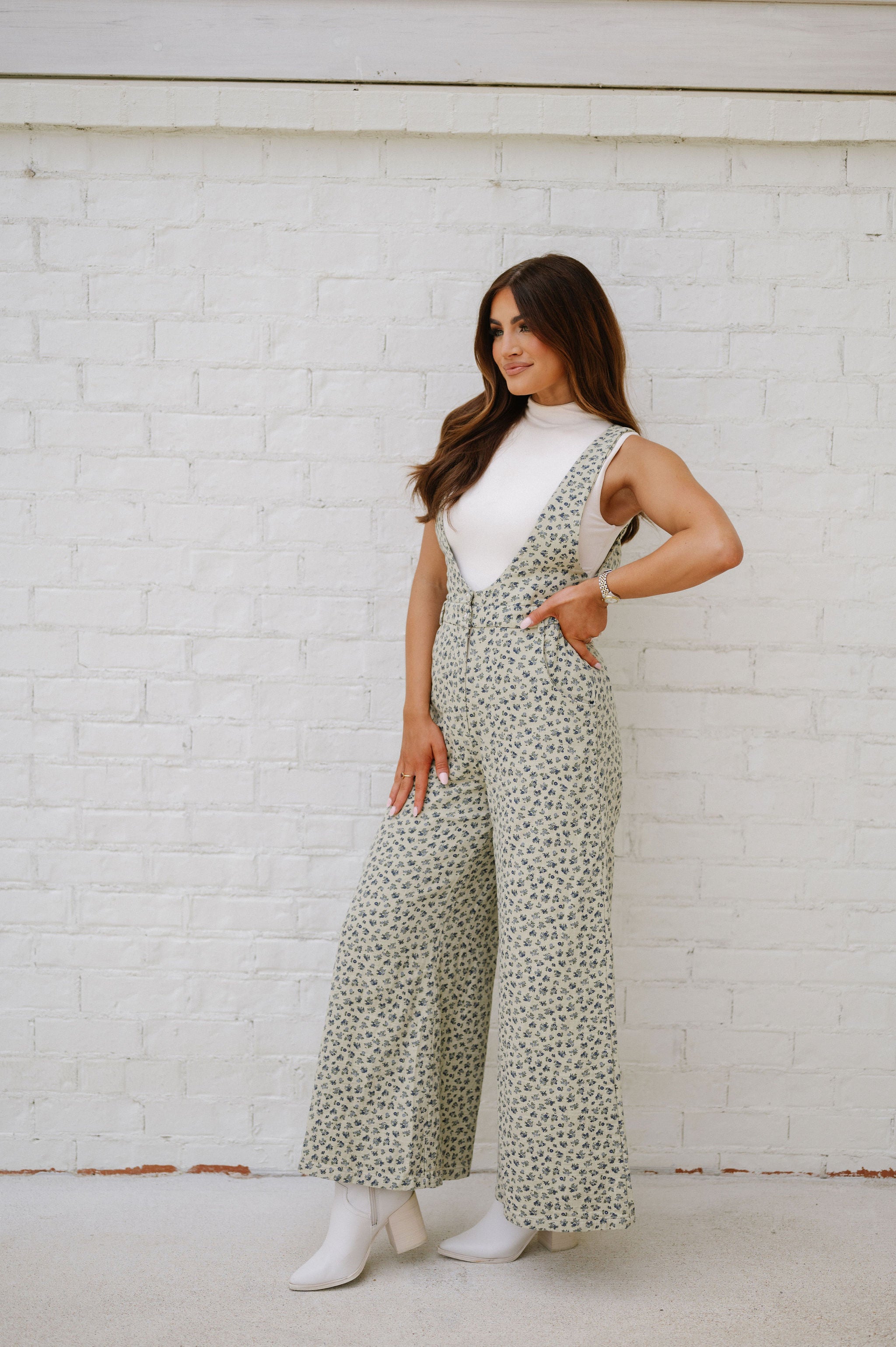 Valencia Floral Jumpsuit- Beige/Blue