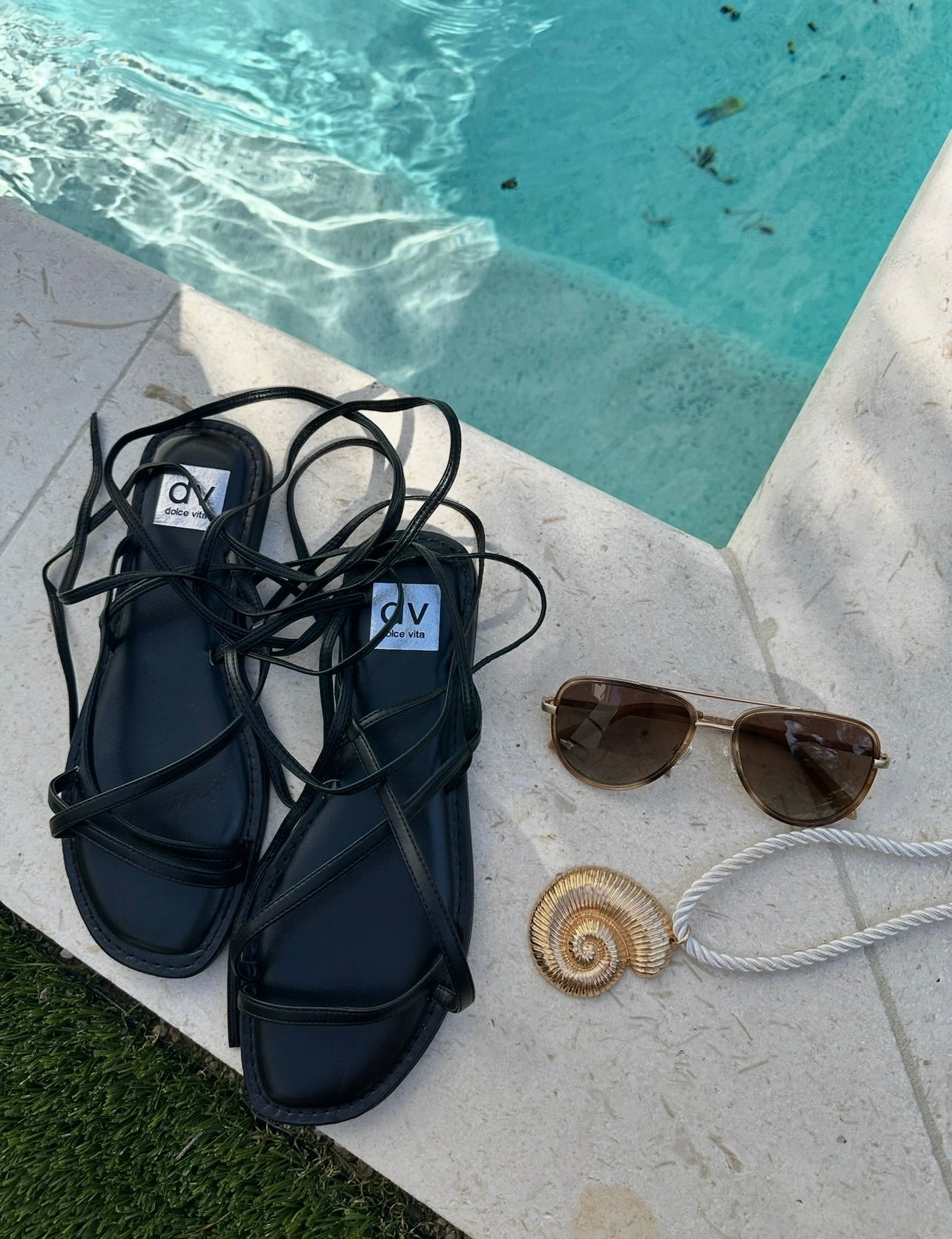 Juleah Sandal-Black