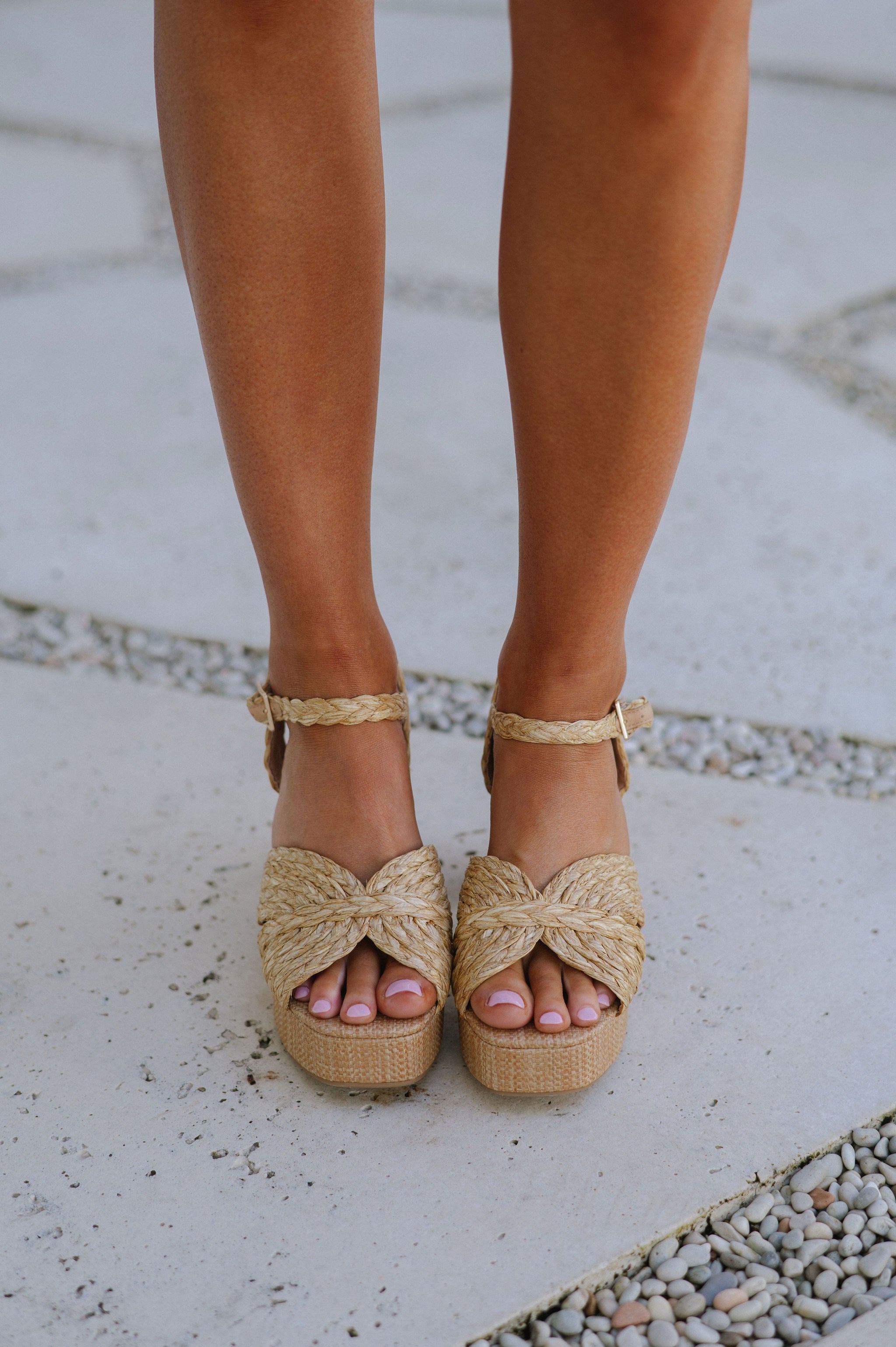 Teacup Wedge- Raffia