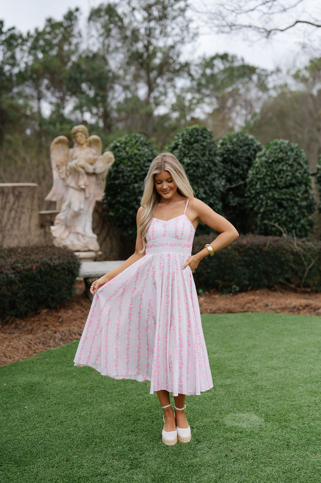 rosie midi dress Rosie Floral Print Midi Dress-Pink