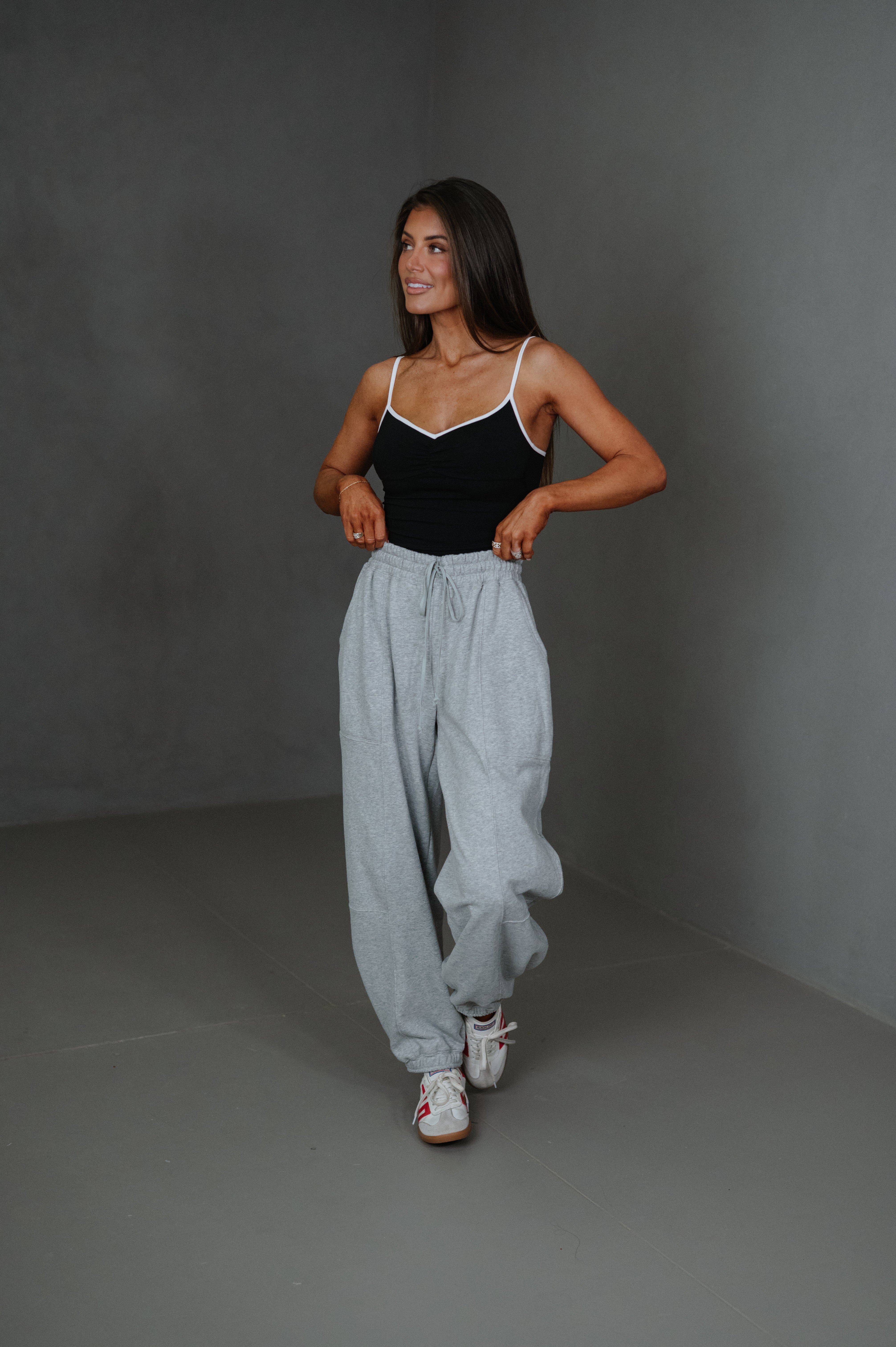 Brooklyn Contrast-Trim Top-Black/White