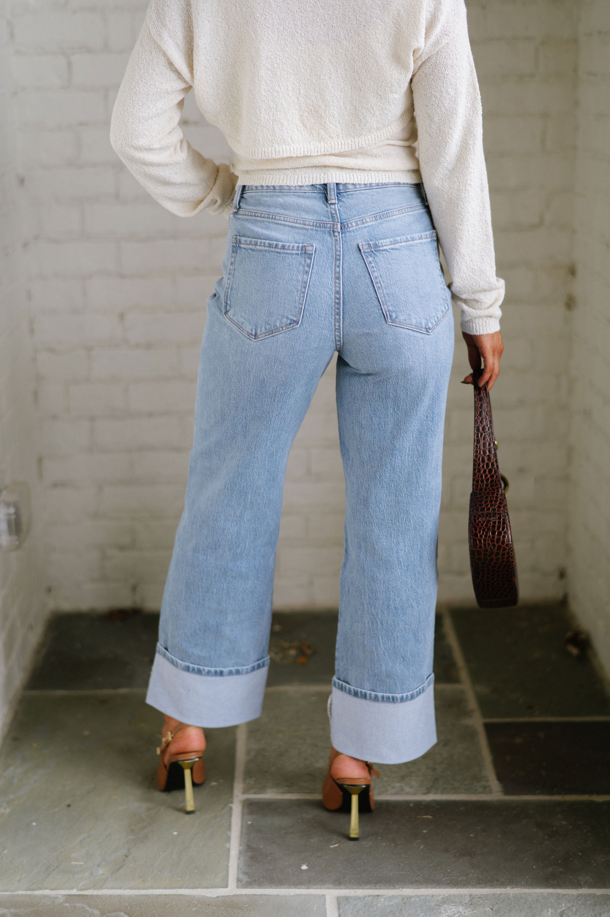 Cuffed Baggy Straight Jeans-Light Wash